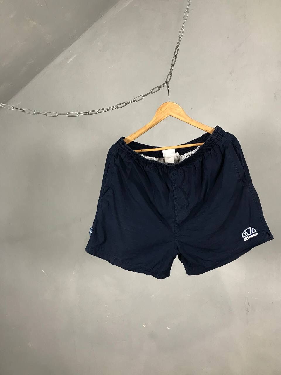 Ellesse Ellesse Vintage Sportwear Navy Blue Shorts Size US 34 / EU 50 - 1 Thumbnail