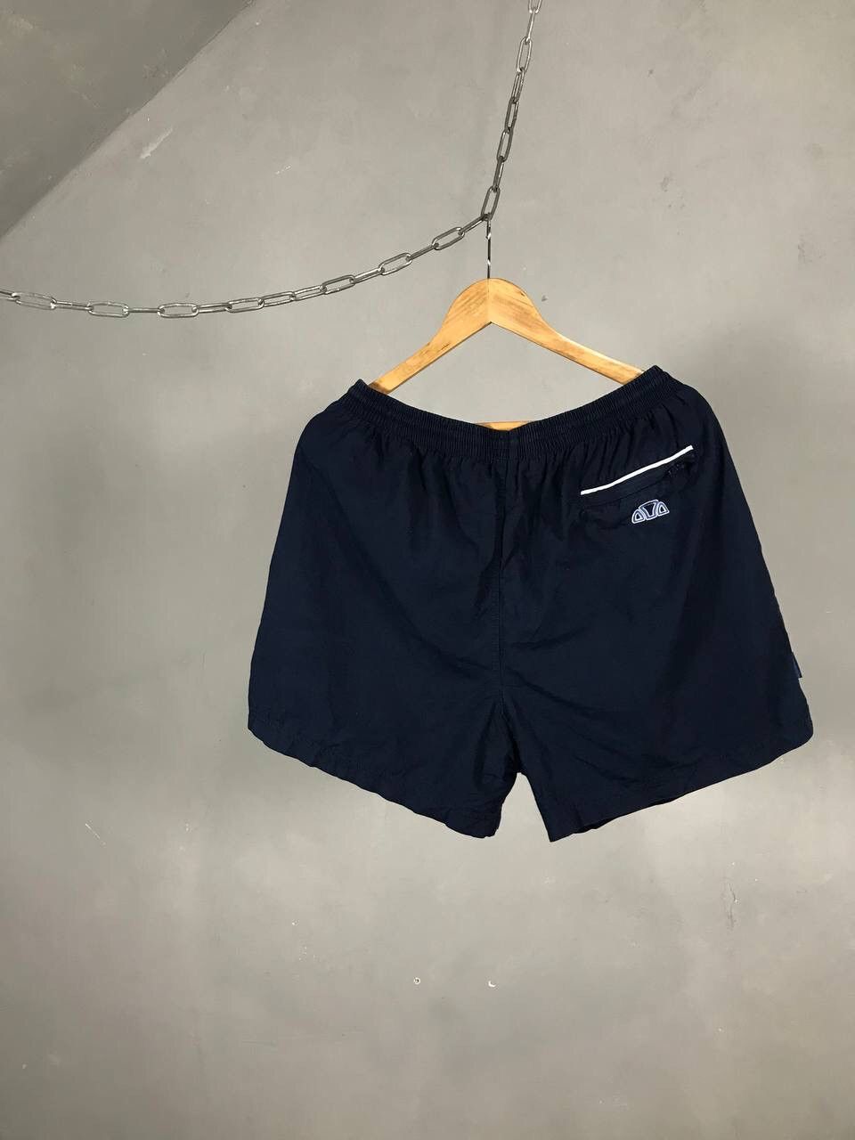 Ellesse Ellesse Vintage Sportwear Navy Blue Shorts Size US 34 / EU 50 - 8 Thumbnail