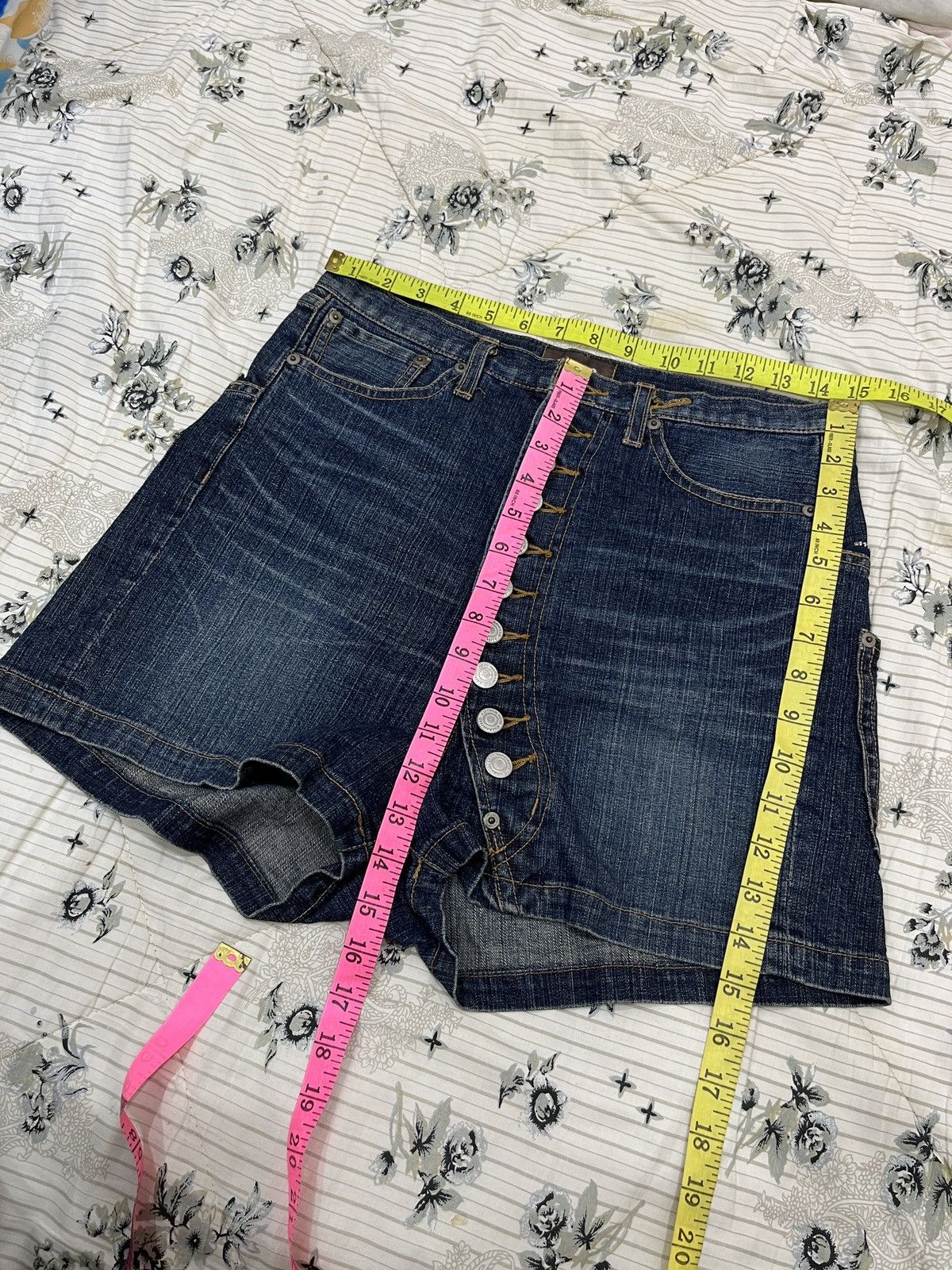 Issey Miyake (Ooo). ZUCCA HYPEBEAST SHORTS Size 30" / US 8 / IT 44 - 11 Thumbnail