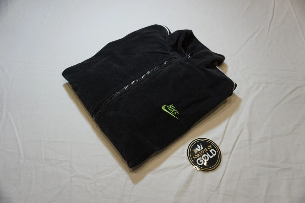 Nike Vintage Nike velvet zip-up sweater jacket black green Size US S / EU 44-46 / 1 - 2 Thumbnail