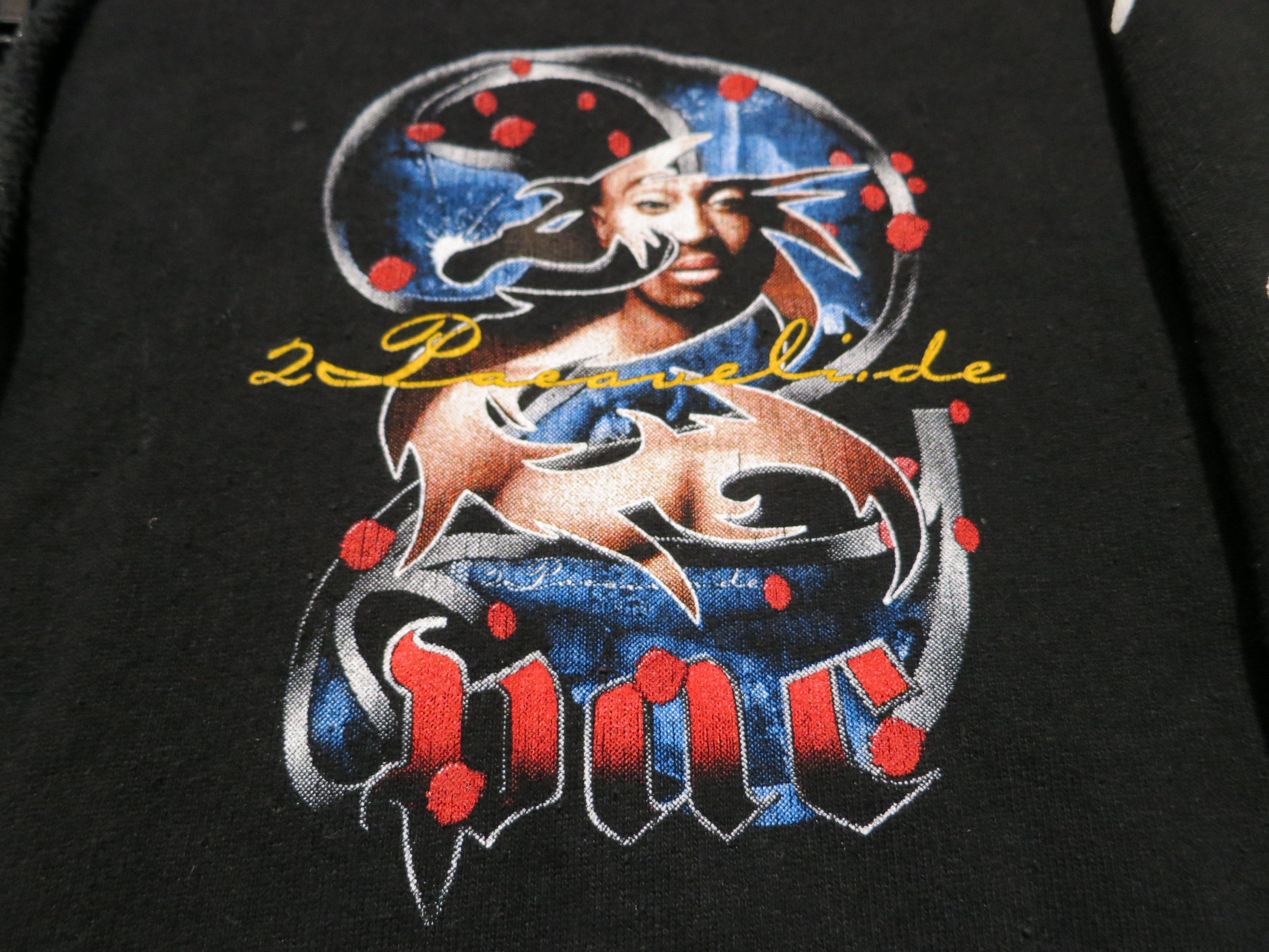 Band Tees 2000s The Roxx Tupac / 2Pac zip-up graphic black hoodie Size US M / EU 48-50 / 2 - 5 Thumbnail