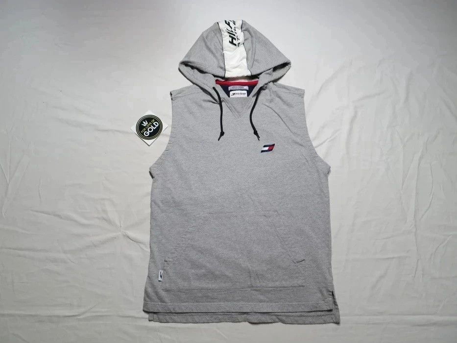 Tommy Hilfiger Vintage Hilfiger Athletics sleeveless hoodie sweater grey Size US S / EU 44-46 / 1 - 1 Thumbnail