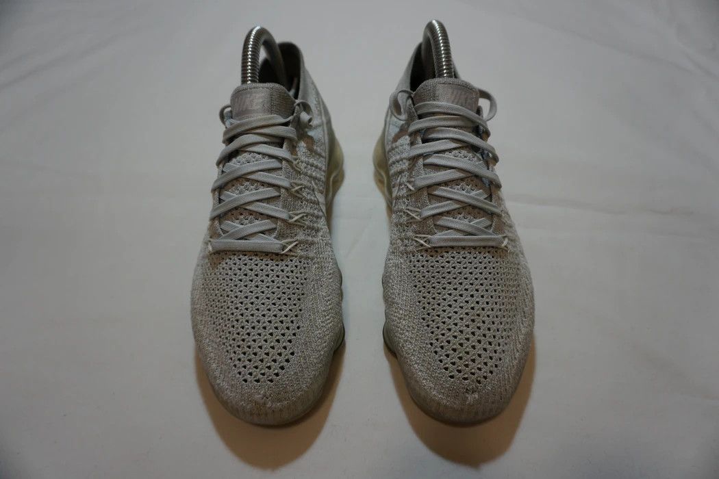 Nike SIZE WOMENS 6 2017 Nike Air Vapormax Pure Platinum shoes Size US 4.5 / IT 34.5 - 2 Thumbnail