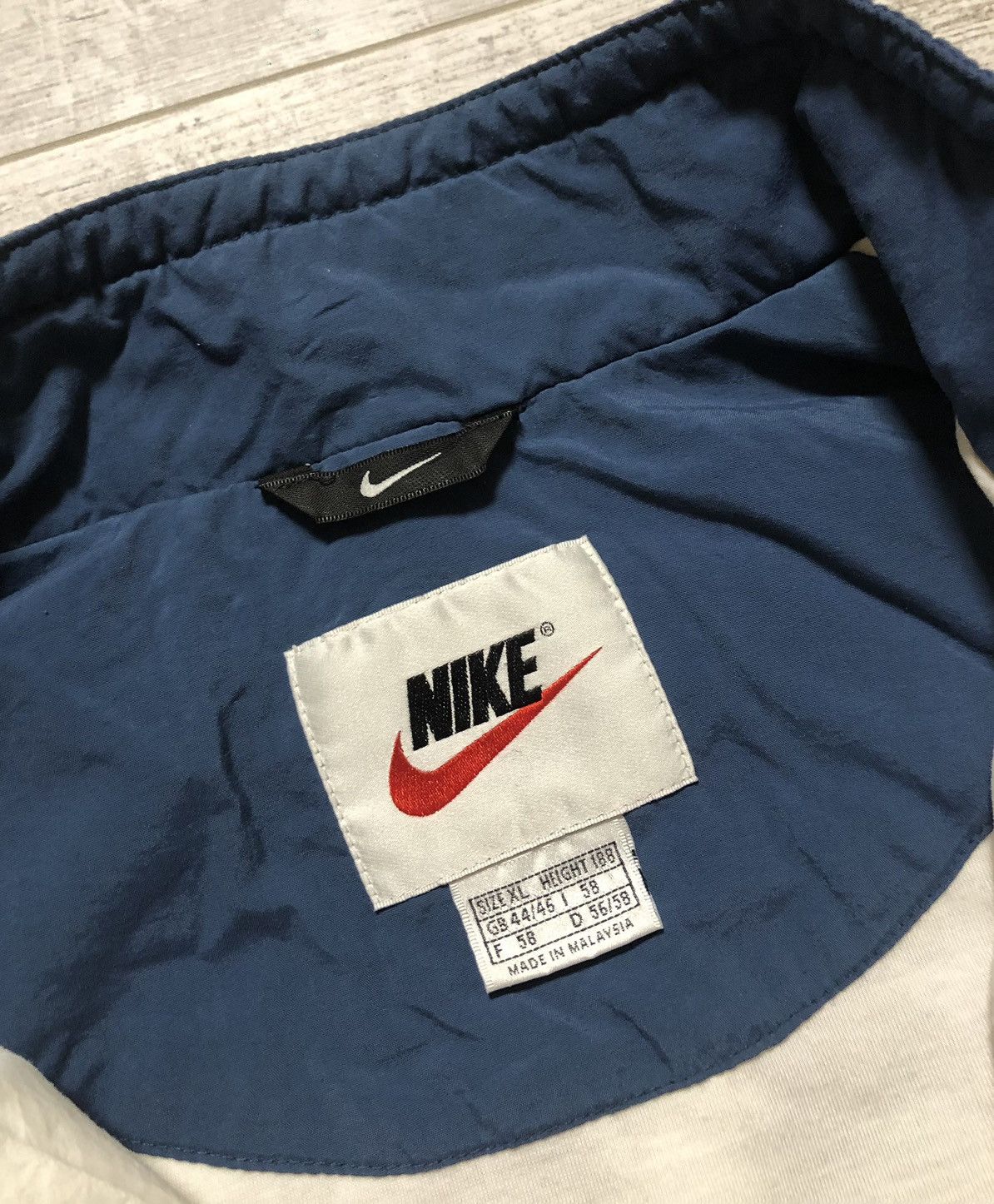 Nike × Vintage Vintage 90's Nike Nylon Drill Boxy Track Jacket Big Logo Size US XL / EU 56 / 4 - 10 Thumbnail