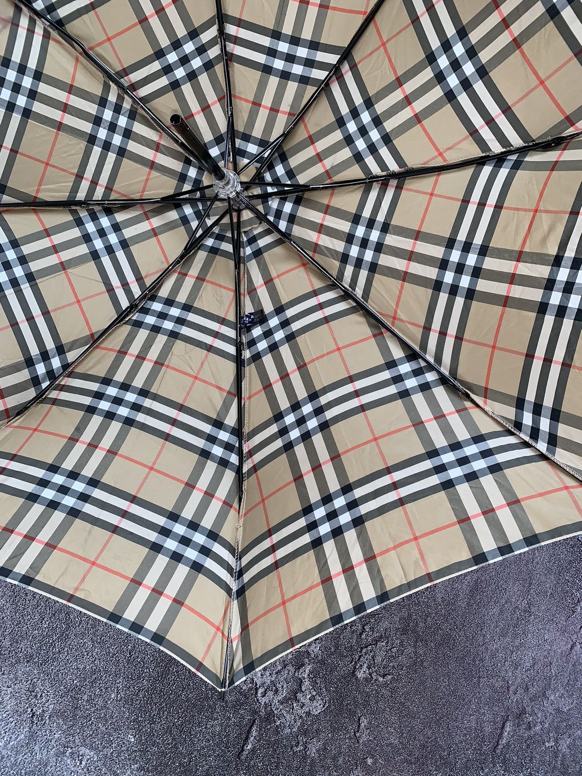 Burberry × Vintage Burberry’s novacheck vintage umbrella NEEDS REPAIR Y2k Size ONE SIZE - 9 Thumbnail