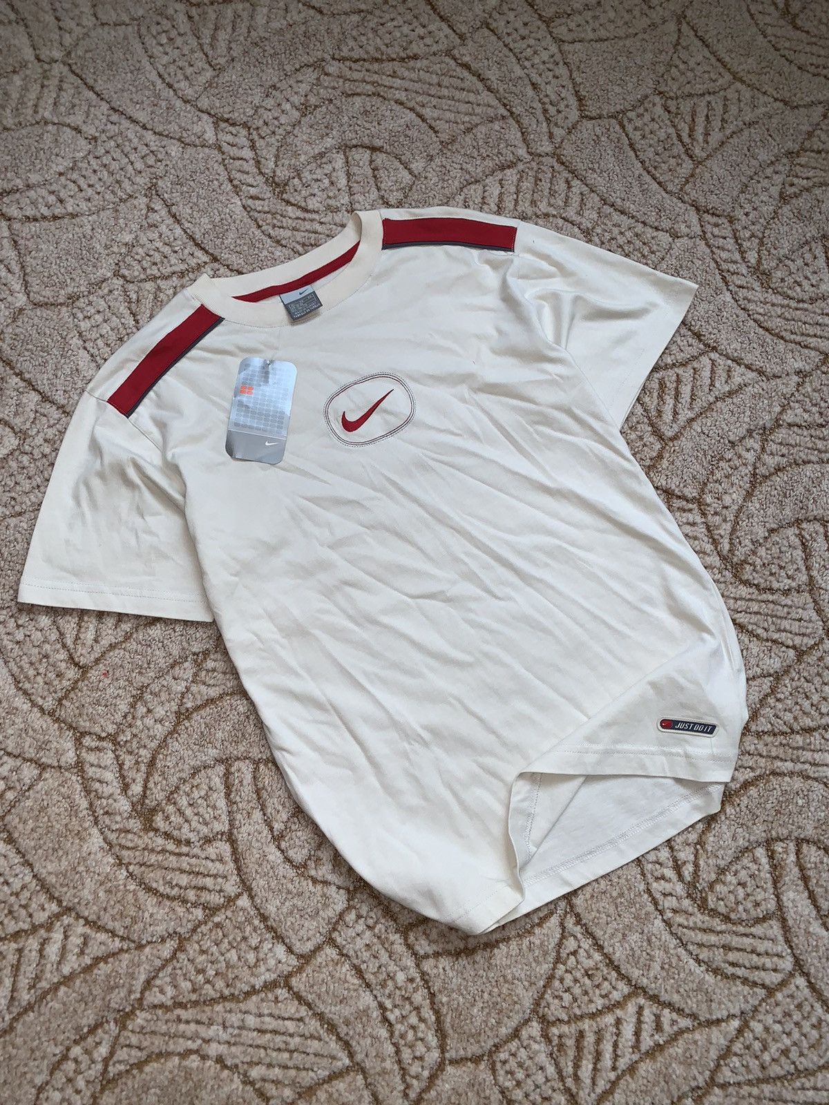 Nike × Vintage Nike new vintage centre logo swoosh S size/XL children 90s Size US S / EU 44-46 / 1 - 7 Thumbnail