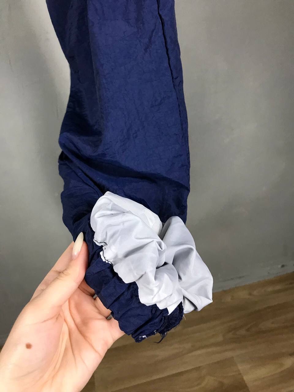 Nike × Vintage Nike swoosh streetwear vintage nylon sweatpants Size US 36 / EU 52 - 11 Thumbnail