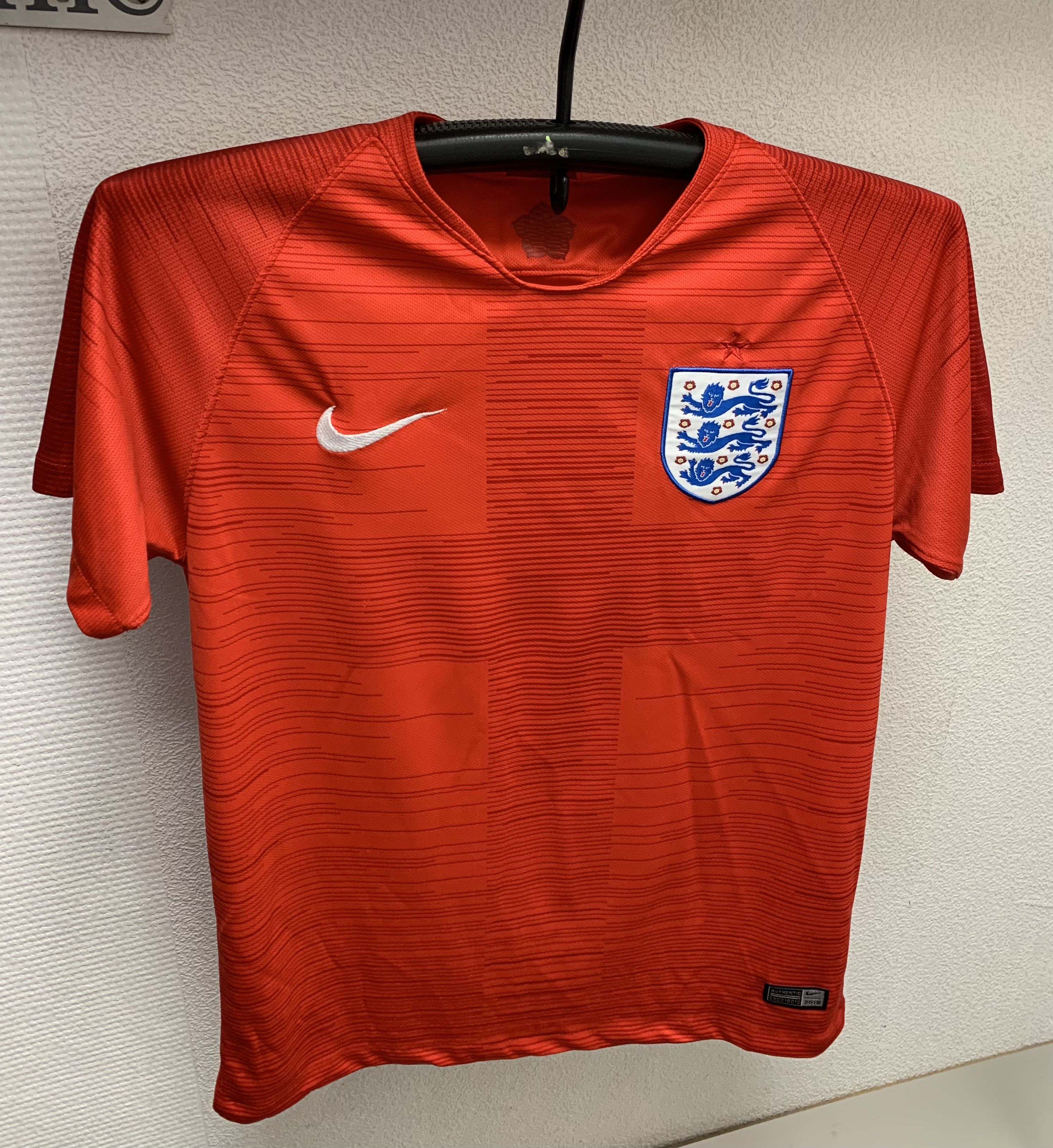 Nike England Nike soccer jersey M size red 2019 Size US M / EU 48-50 / 2 - 1 Thumbnail