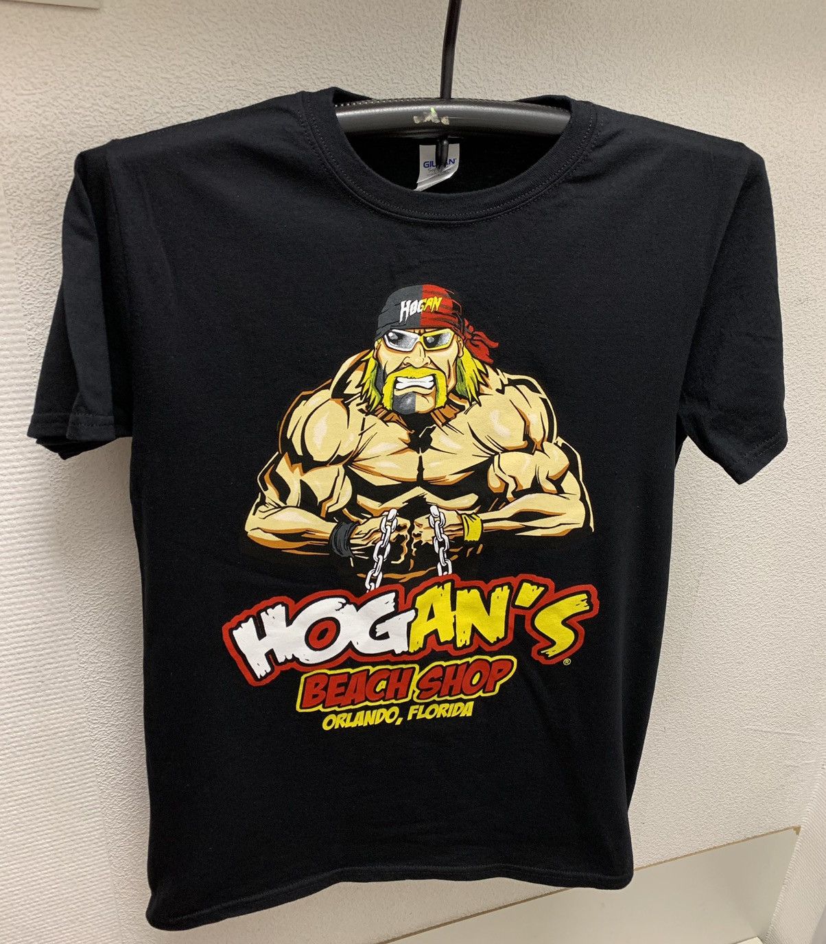 Hulk Hogan Hogans Shop big logo black t-shirt M wwe wwf