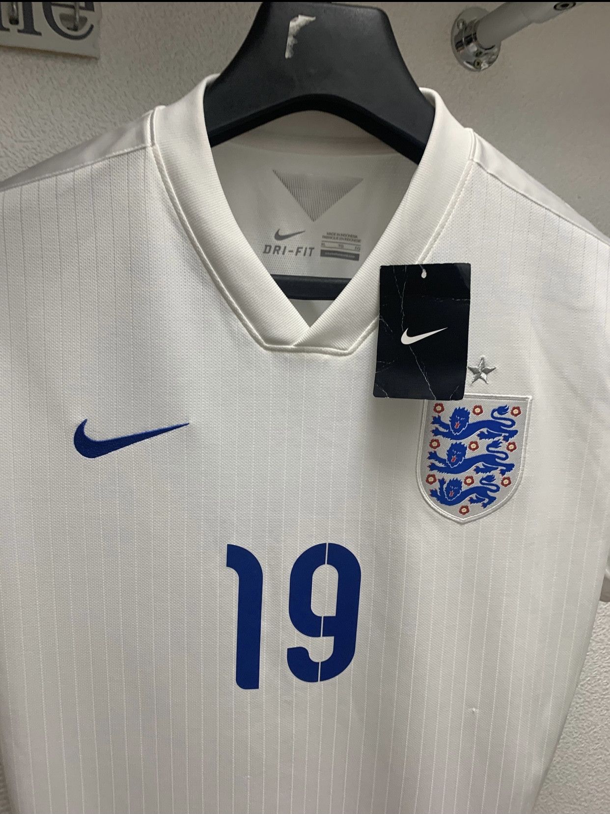 Nike England Nike soccer jersey 19 Xl white new with tags Size US XL / EU 56 / 4 - 3 Thumbnail