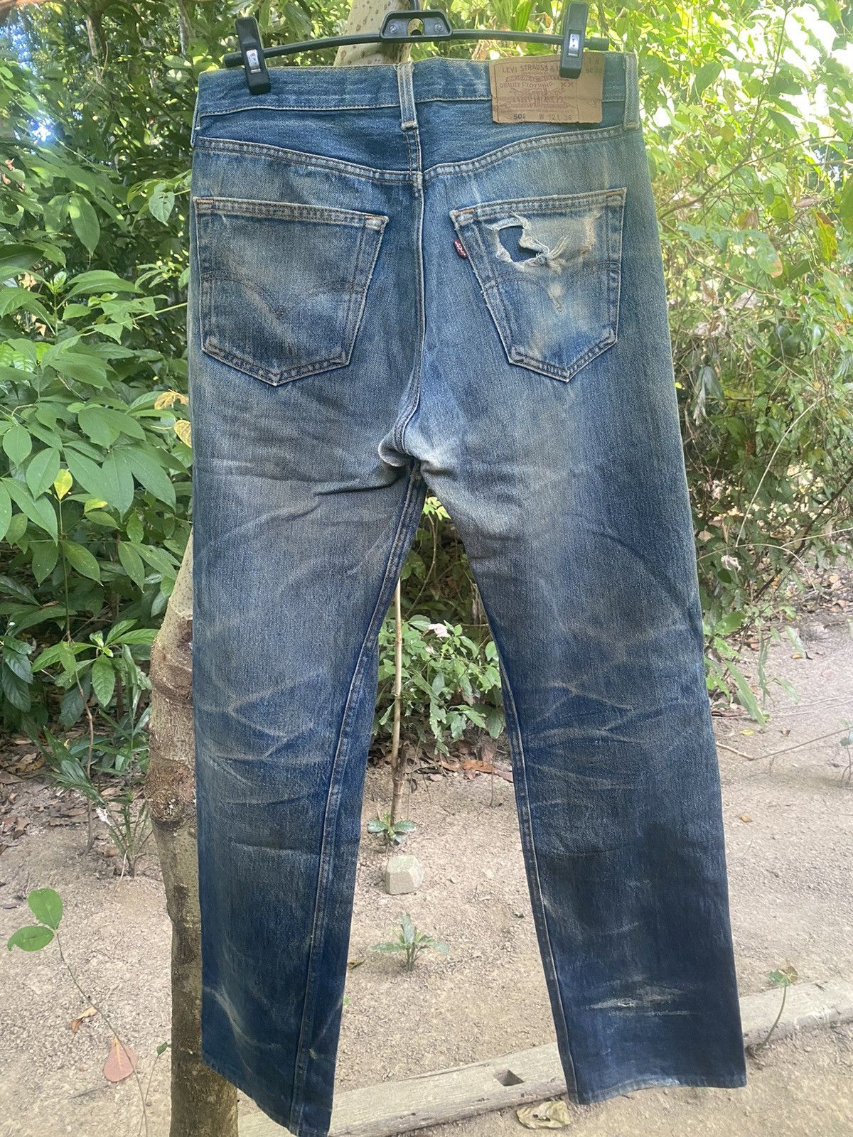 Levi's LEVIS 501 DISTRESSED VINTAGE DENIM Size US 32 / EU 48 - 3 Thumbnail