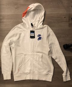 nike world tour pack graphic hoodie in black