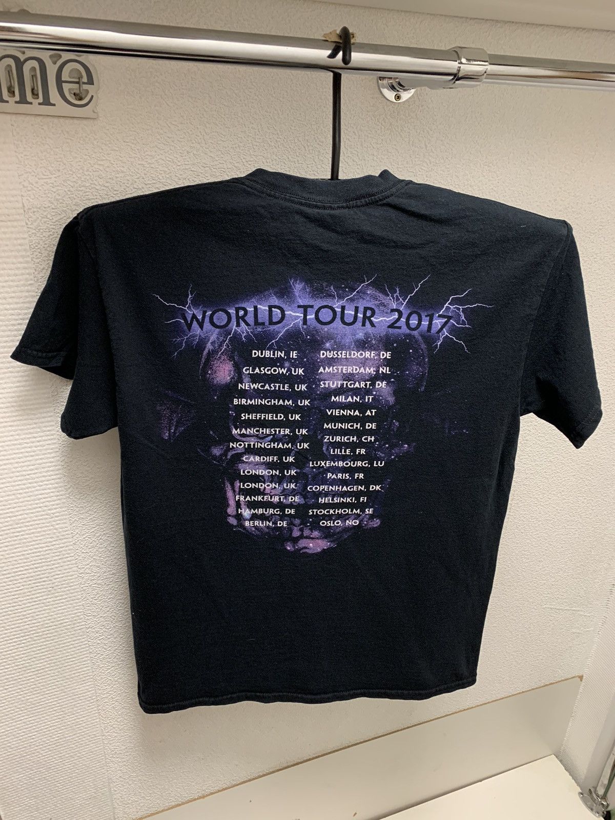 Band Tees Avenged sevenfold tour t-shirt band tee 2017 M sz rock Size US M / EU 48-50 / 2 - 3 Thumbnail