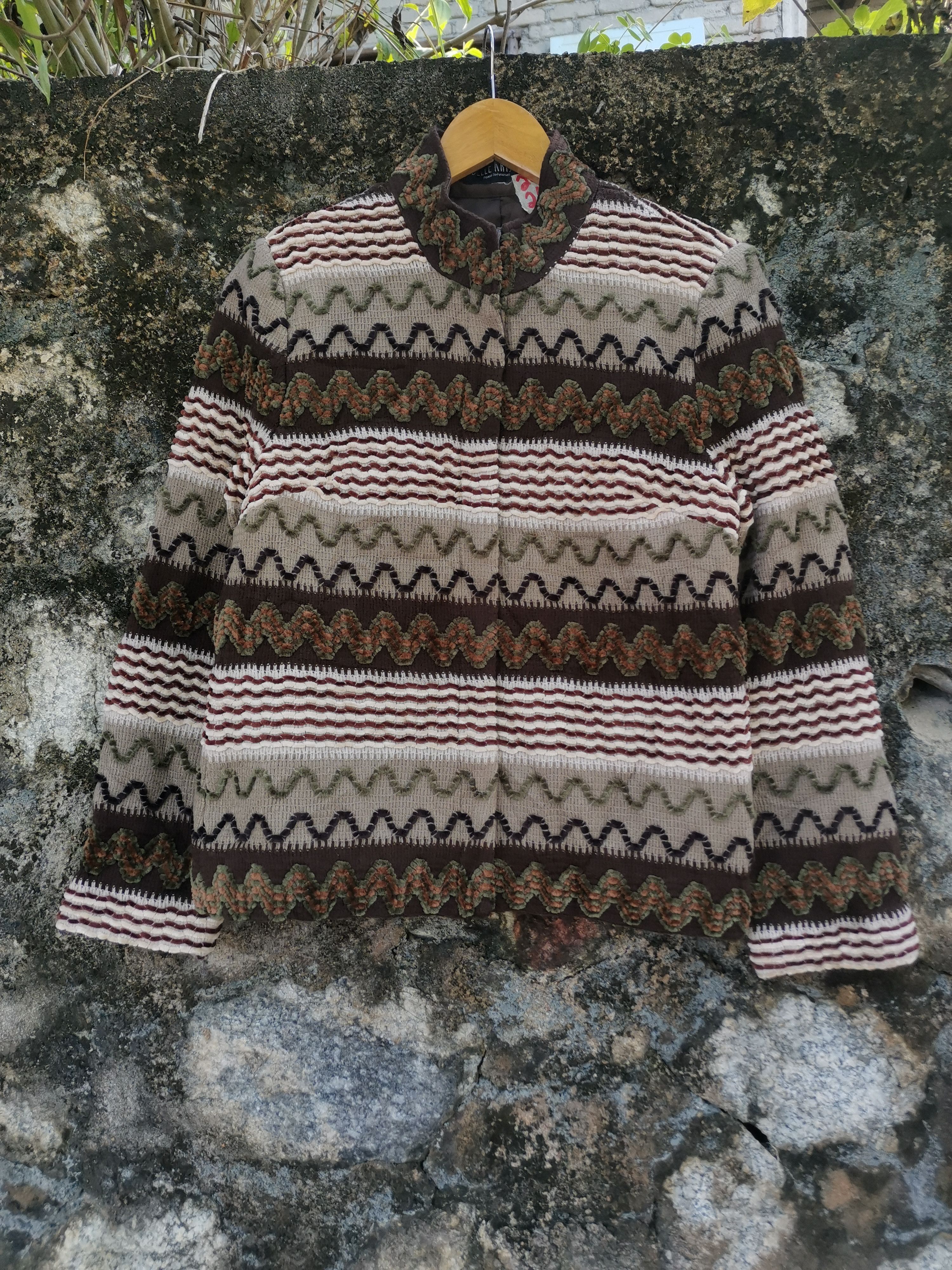 Japanese Brand Vintage 90s Belle Kristy 3D Navajo Jacket Size S / US 4 / IT 40 - 1 Thumbnail