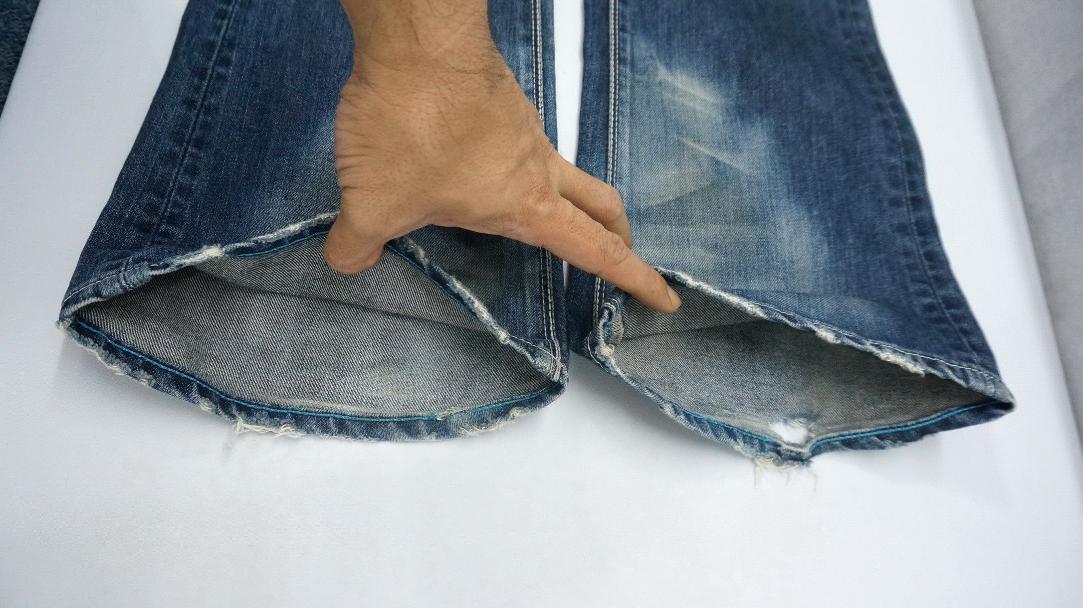Vanquish Flare! VANQUISH x MURDER LICENSE Lowrise Vintage Jeans Size US 30 / EU 46 - 23 Thumbnail