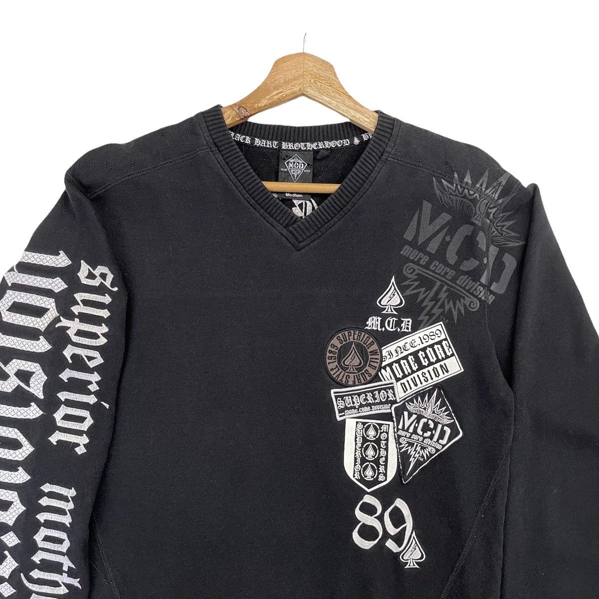 Japanese Brand × Vintage Mcd Punk Rock Surf Vneck Sweatshirt Size S Size US M / EU 48-50 / 2 - 4 Thumbnail