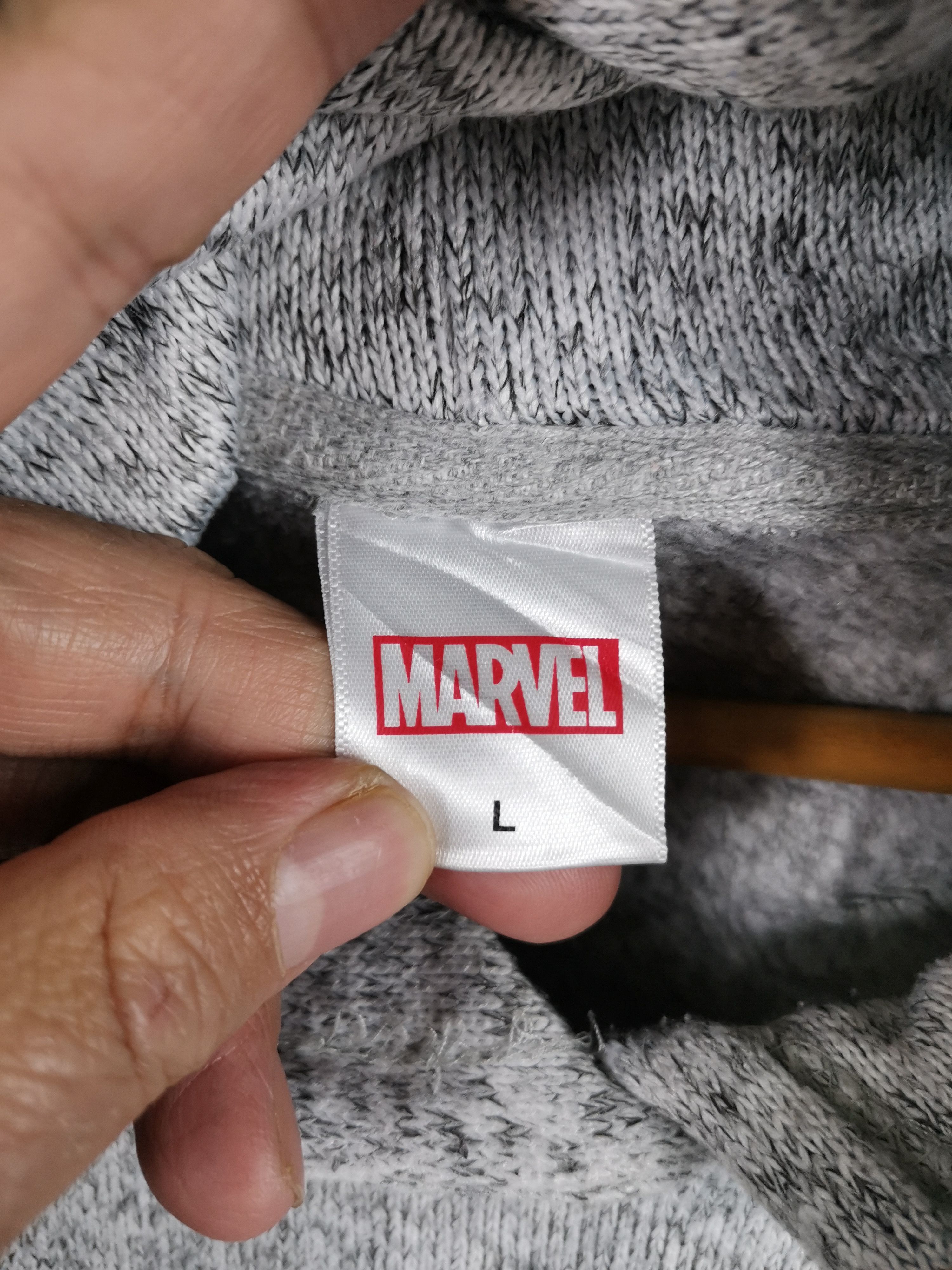 DC Comics Vintage Marvel Spellout Hoodie Pullover Size US L / EU 52-54 / 3 - 4 Thumbnail