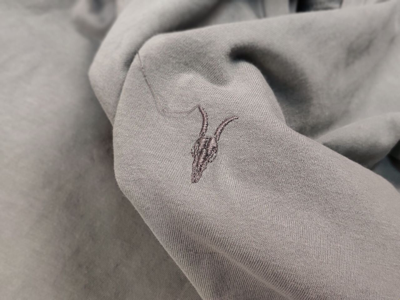 Allsaints Allsaints Brace ls crew Blanc Gray Mens long sleeve Size US L / EU 52-54 / 3 - 18 Thumbnail