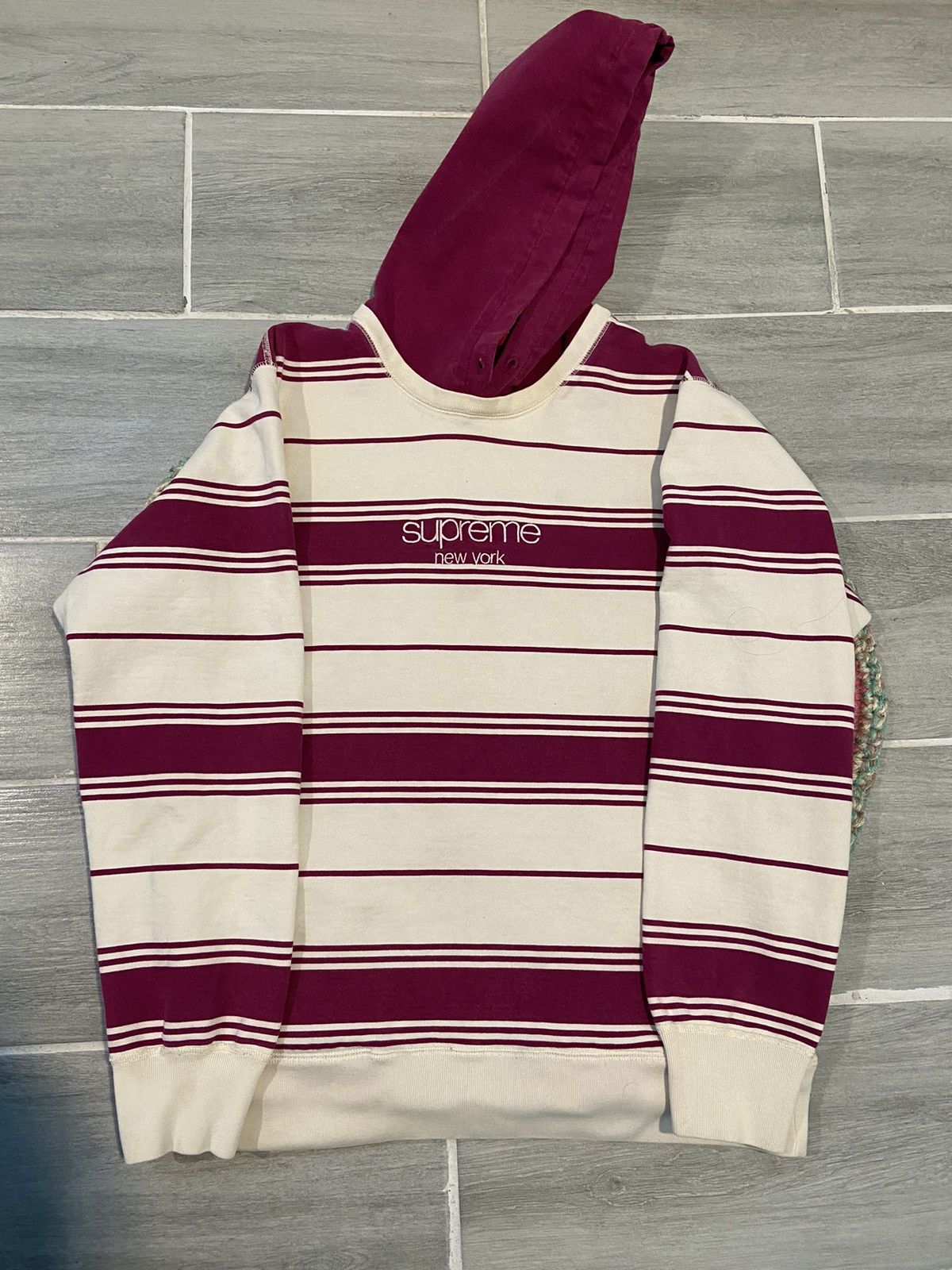 Supreme striped hoodie store