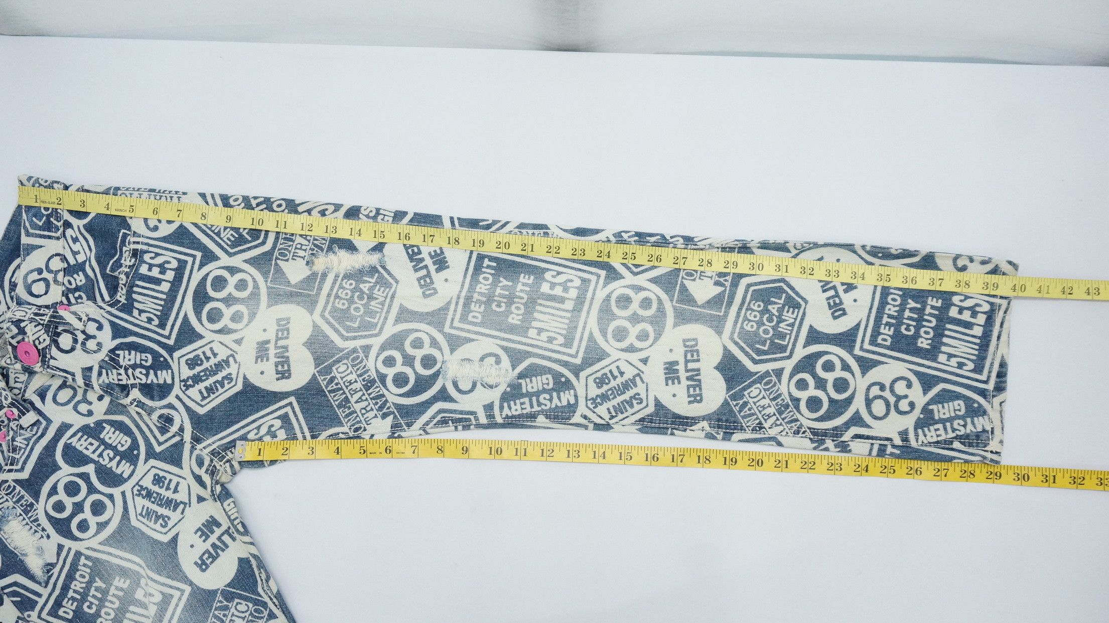 Japanese Brand GRAZIE Detroit City Overprint Distressed Women's Denim Size 29" - 15 Thumbnail
