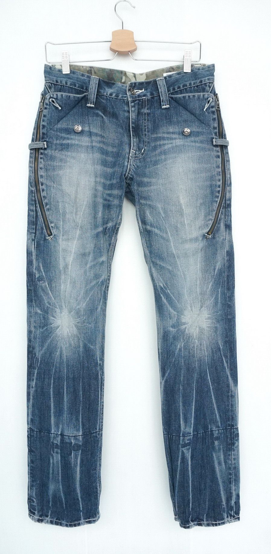 semanticdesign Rare! SEMANTIC DESIGN Long Zipper Pocket Camo Roll Up Jeans Size US 29 - 2 Thumbnail