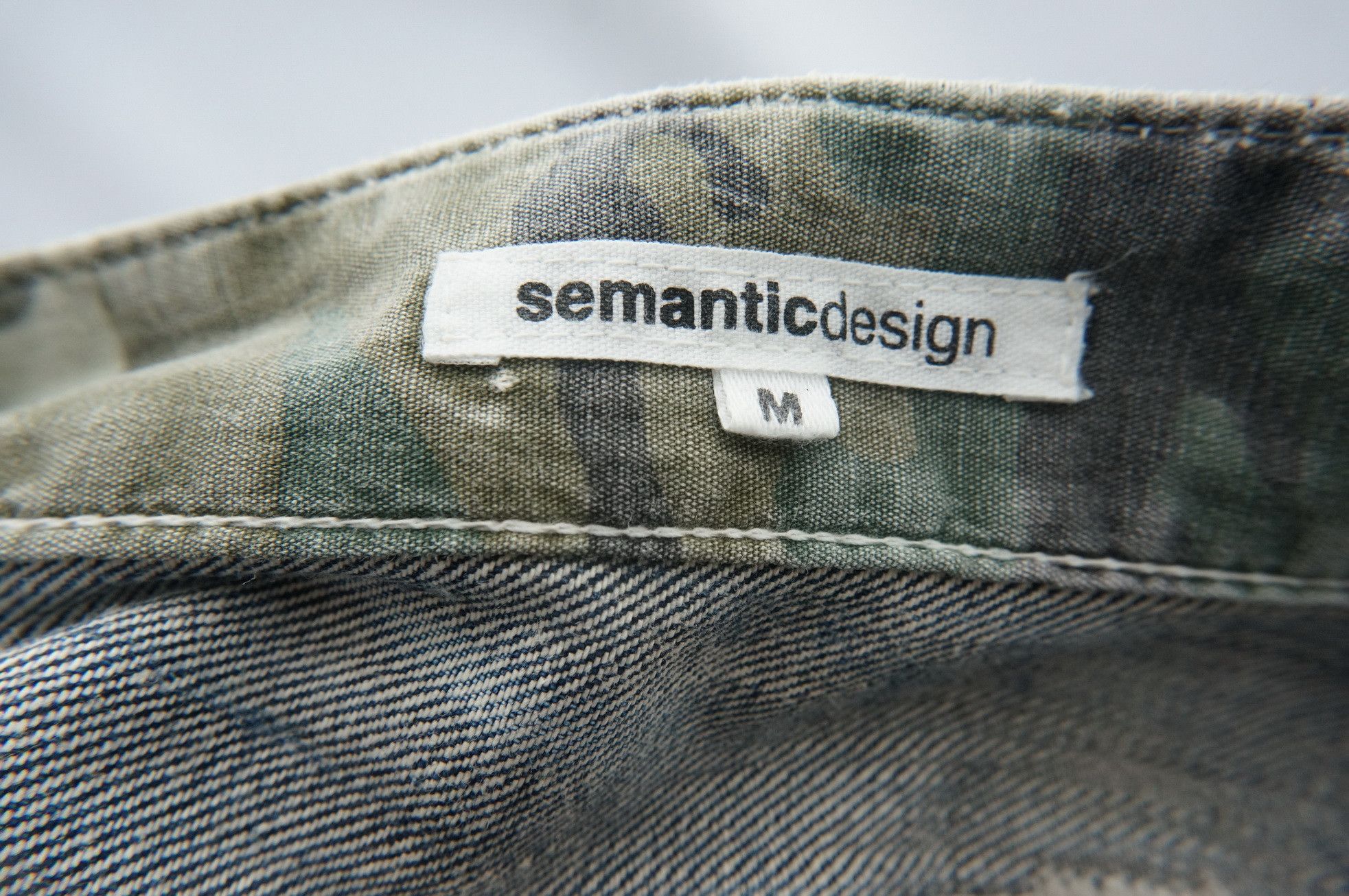 semanticdesign Rare! SEMANTIC DESIGN Long Zipper Pocket Camo Roll Up Jeans Size US 29 - 20 Thumbnail