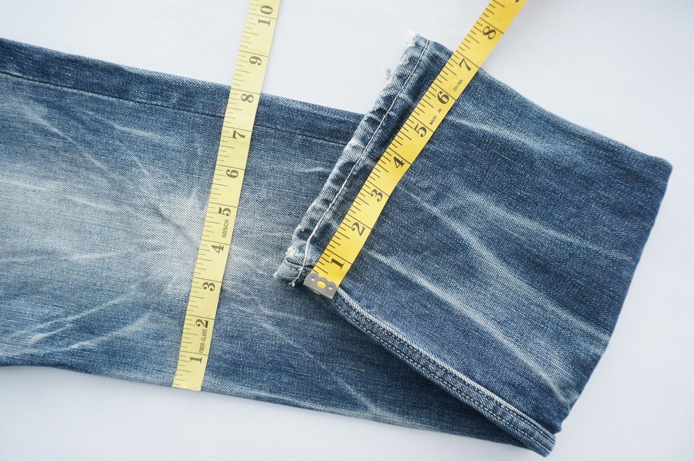 semanticdesign Rare! SEMANTIC DESIGN Long Zipper Pocket Camo Roll Up Jeans Size US 29 - 17 Thumbnail