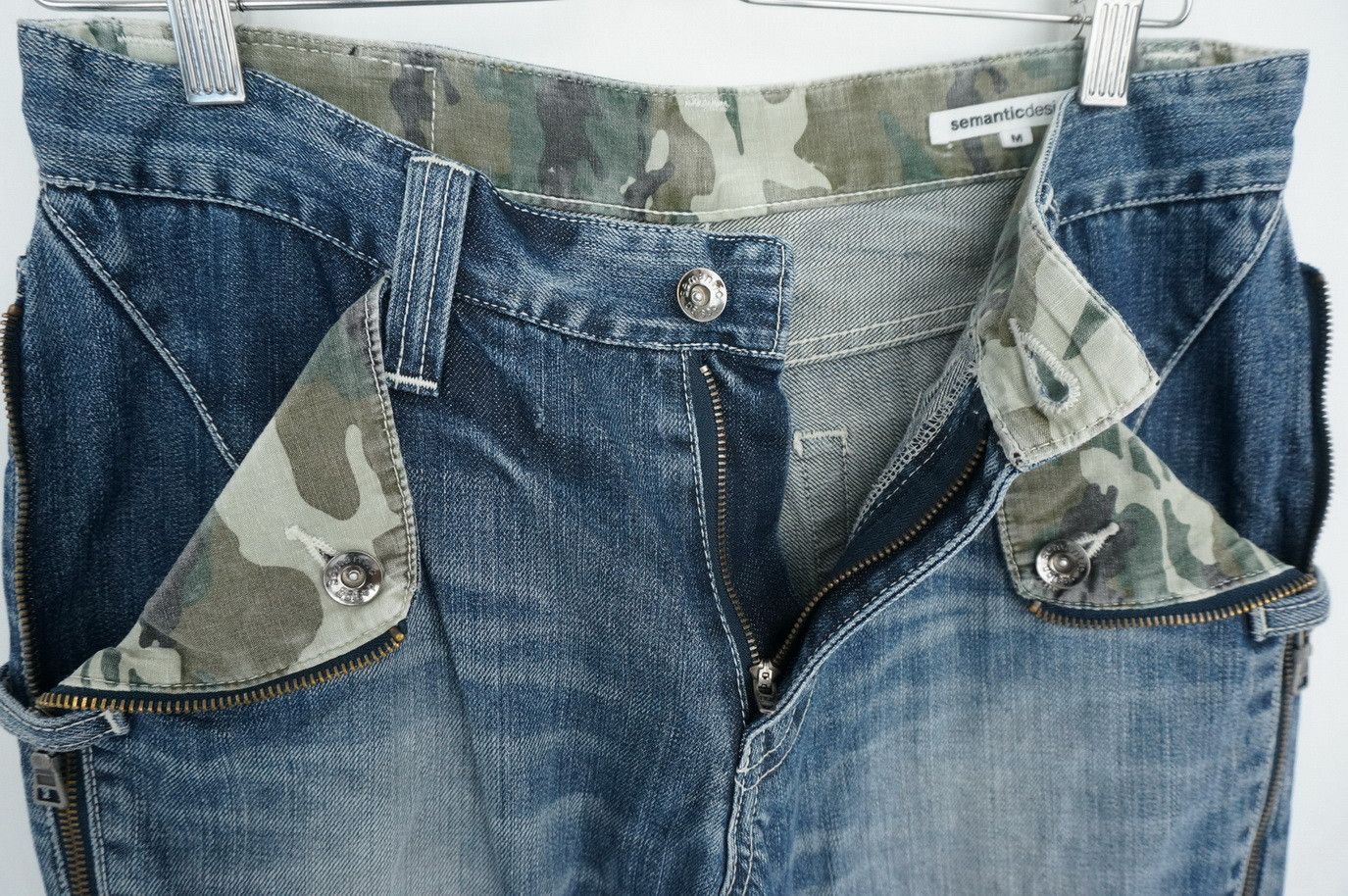semanticdesign Rare! SEMANTIC DESIGN Long Zipper Pocket Camo Roll Up Jeans Size US 29 - 10 Thumbnail