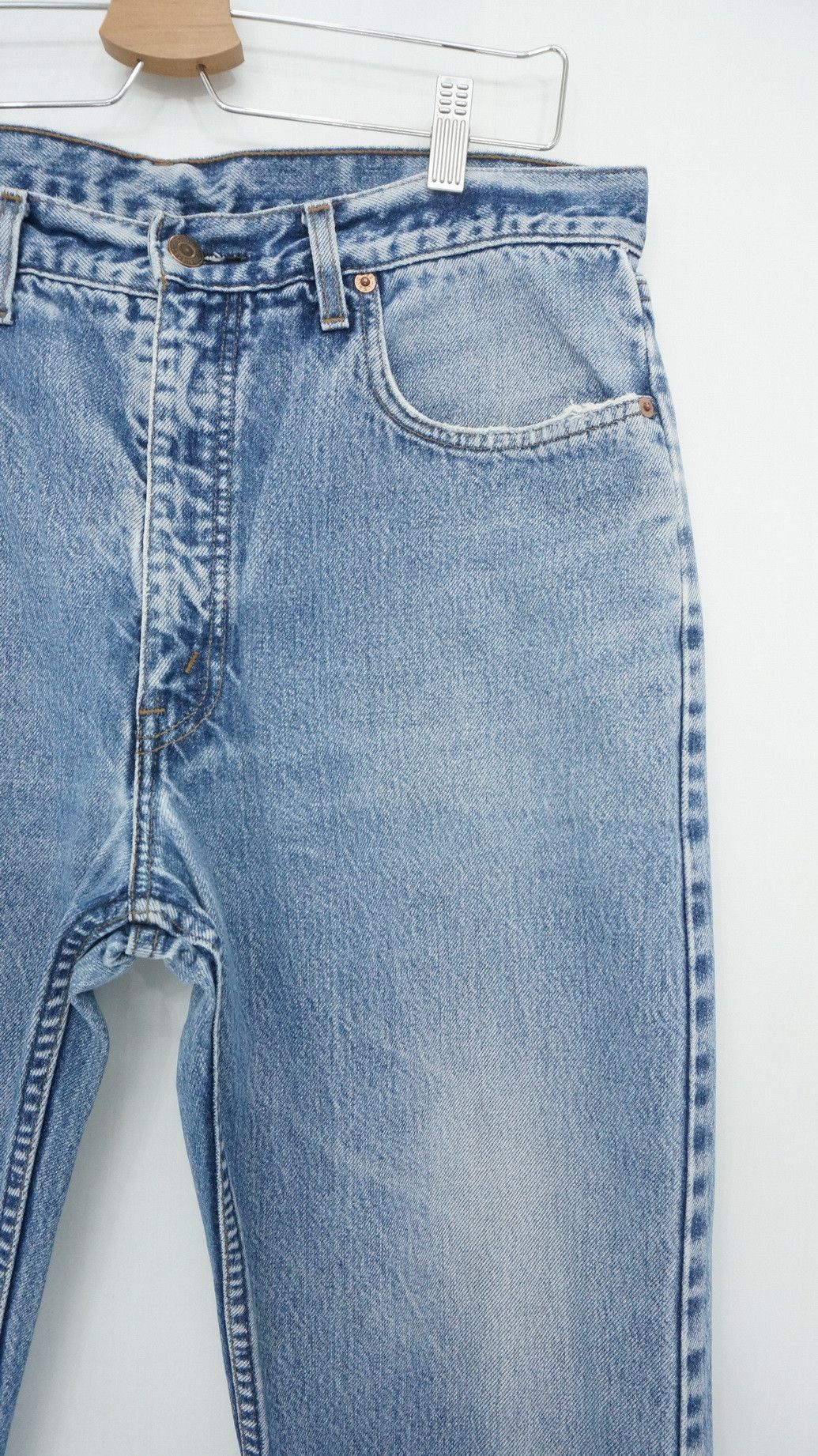 - 90s Vintage Levi's 615 Ripped Jeans