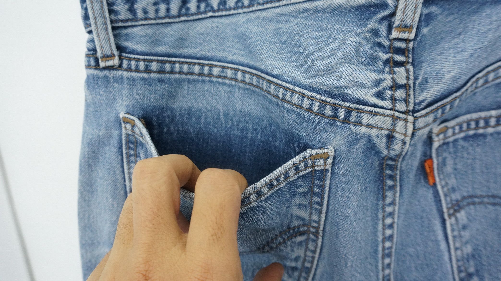 - 90s Vintage Levi's 615 Ripped Jeans