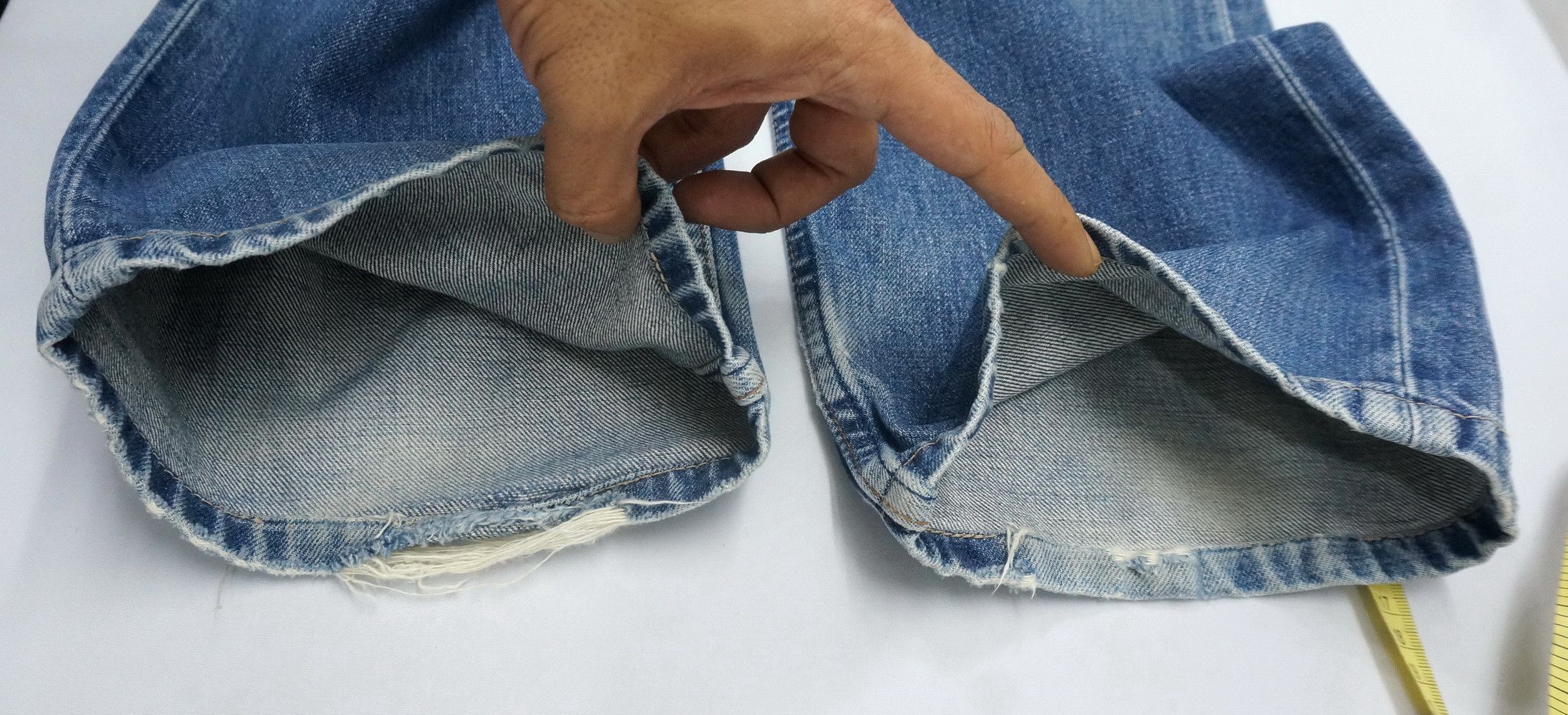 Levi's Levi's 504 Japan Vintage 90s Midwash Jeans LF13 Size US 29 - 24 Thumbnail