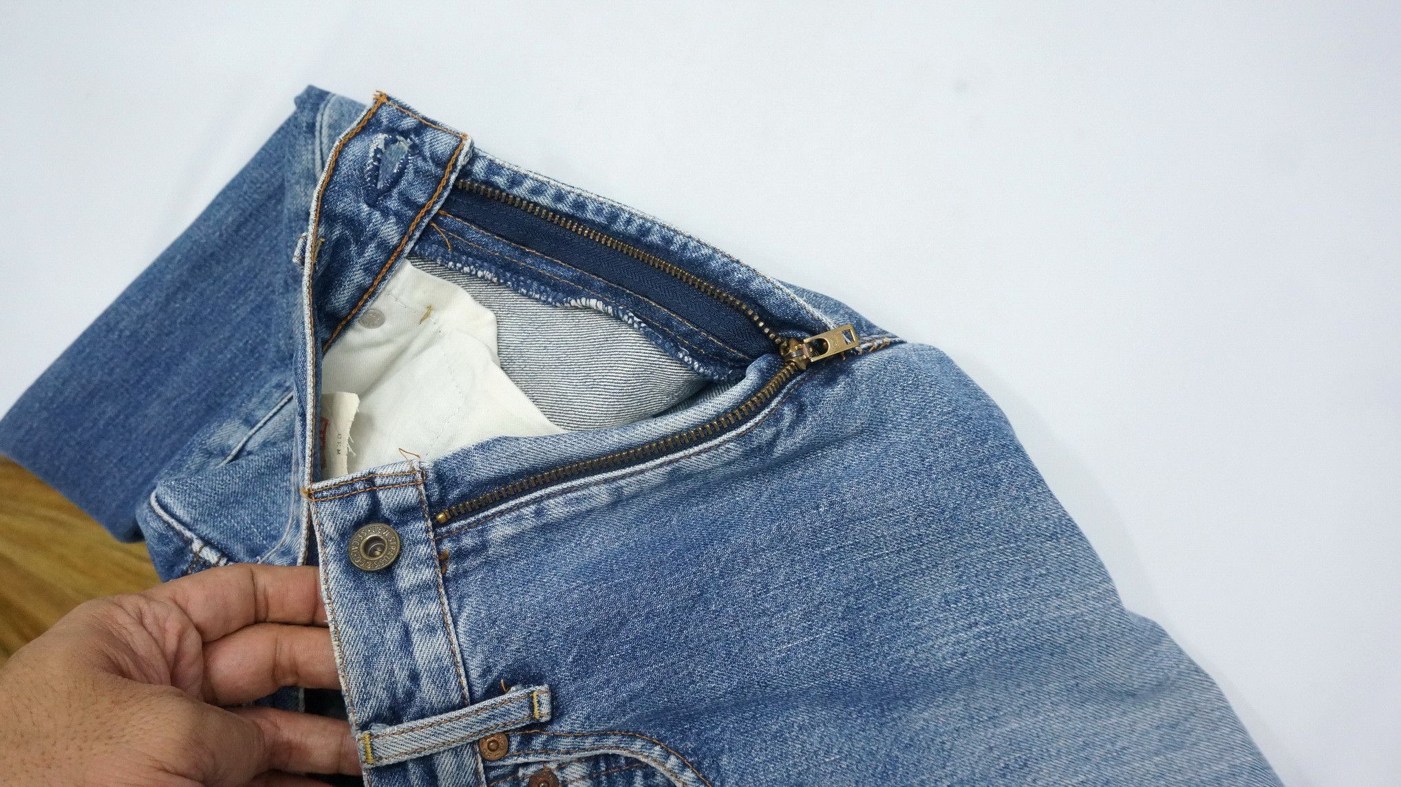 Levi's Levi's 504 Japan Vintage 90s Midwash Jeans LF13 Size US 29 - 21 Thumbnail