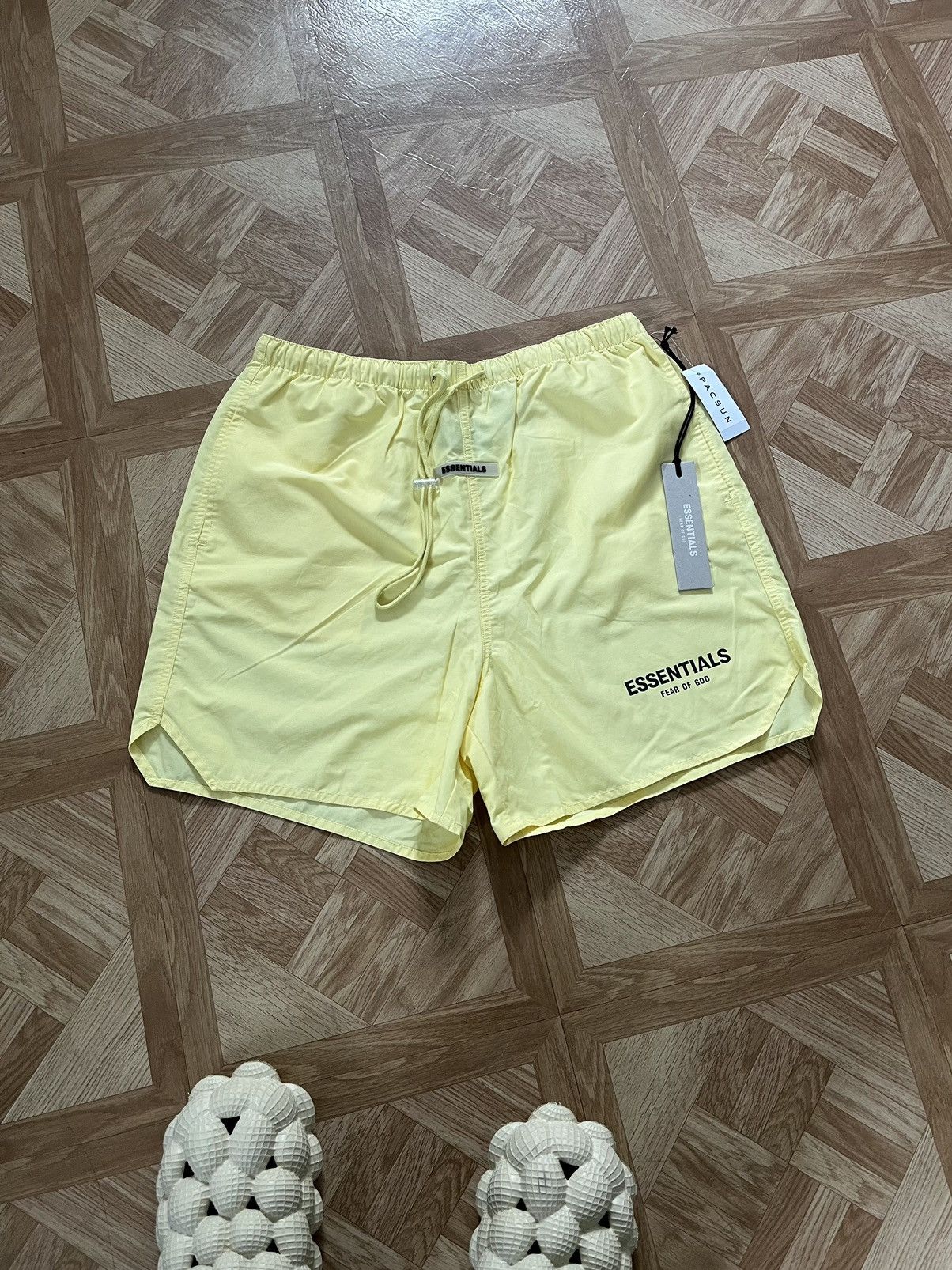 Store FOG - Fear Of God Essentials Lemonade Yellow Nylon Shorts - Size XL