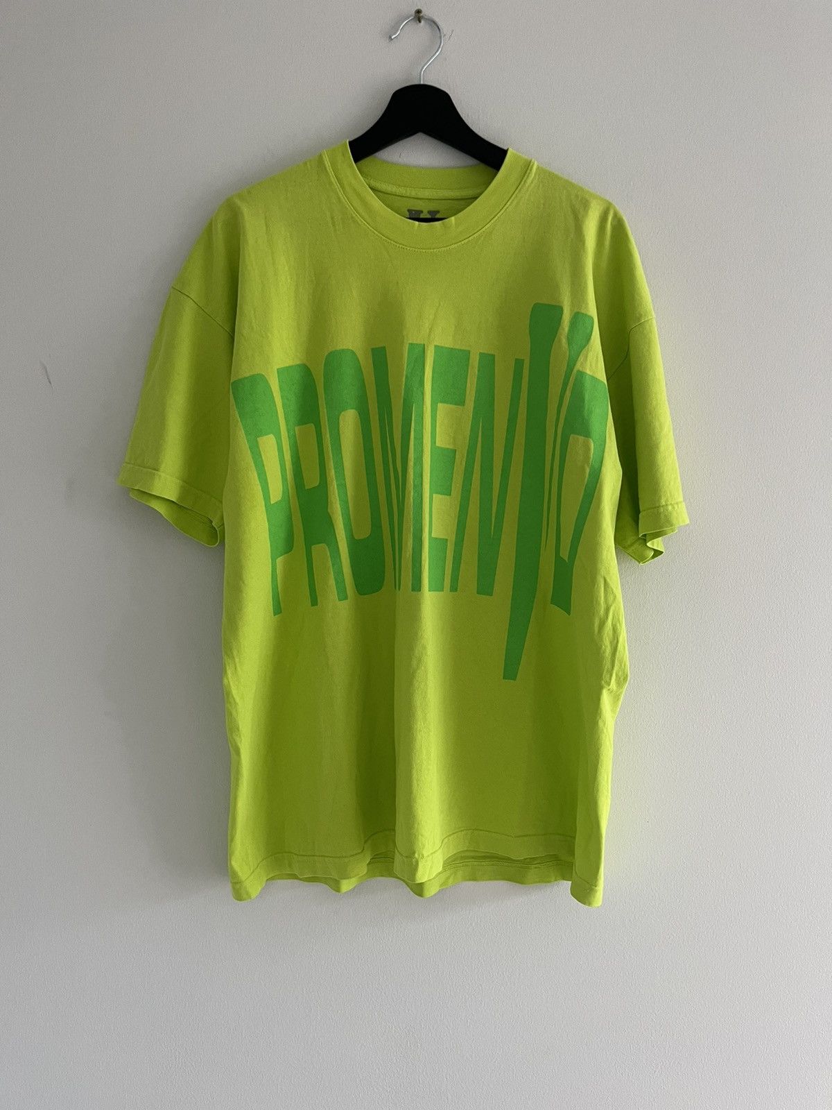 Vlone Promenad | Grailed
