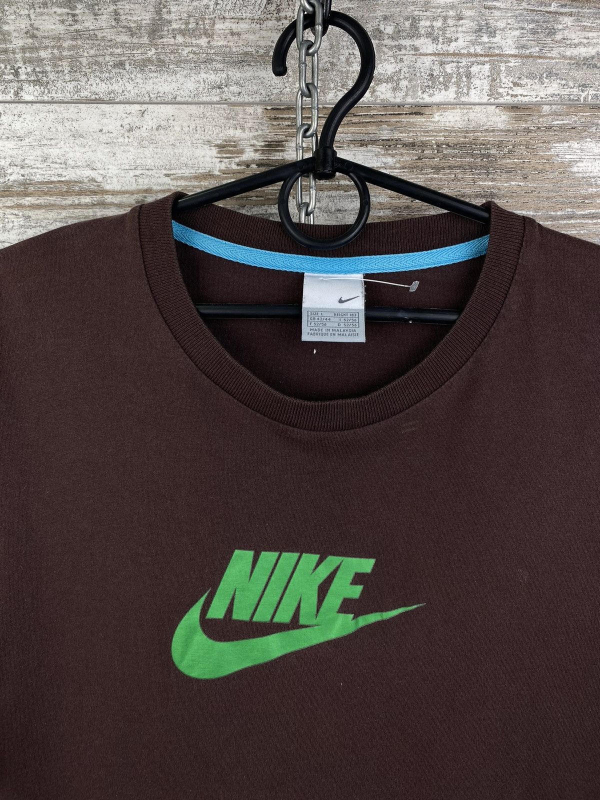 Nike Mens Vintage Nike brown T Shirt streetwear y2k tee swoosh Size US L / EU 52-54 / 3 - 4 Thumbnail