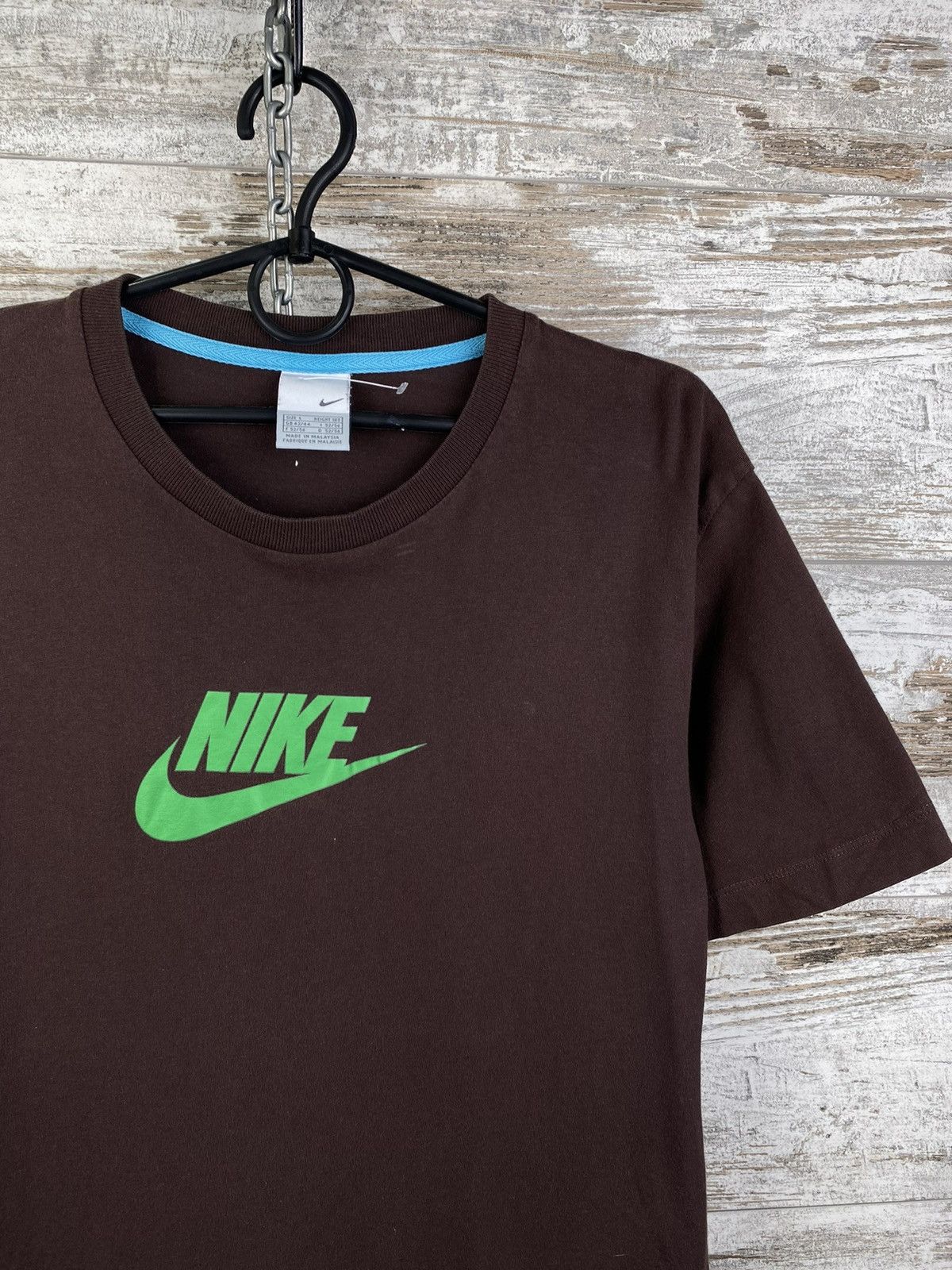 Nike Mens Vintage Nike brown T Shirt streetwear y2k tee swoosh Size US L / EU 52-54 / 3 - 3 Thumbnail