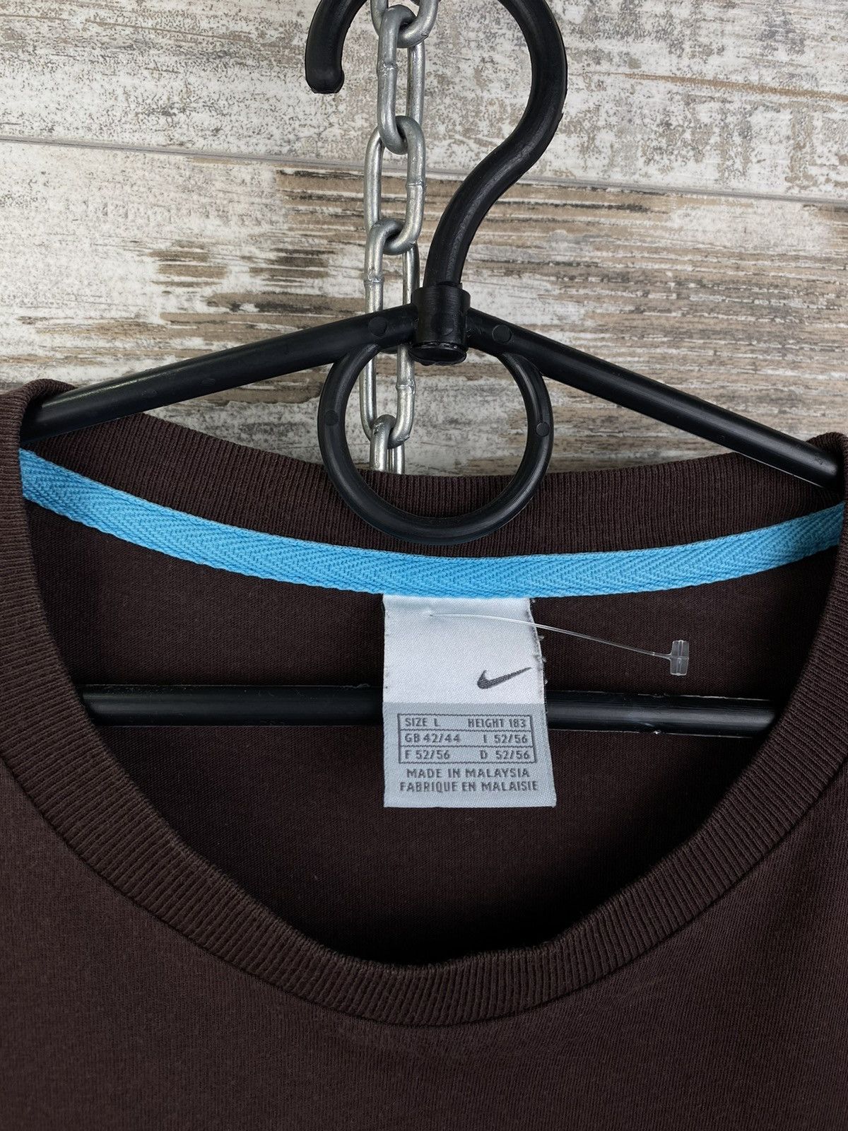 Nike Mens Vintage Nike brown T Shirt streetwear y2k tee swoosh Size US L / EU 52-54 / 3 - 5 Thumbnail