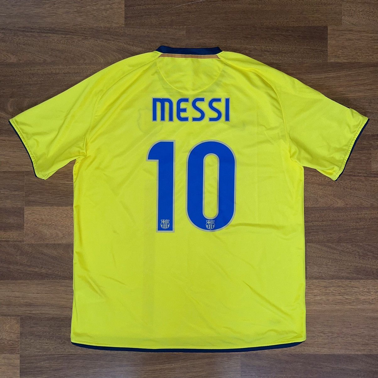 image of F C Barcelona x Nike Barcelona Nike 2008/2010 Football Away Jersey 10 Messi in Yellow (Size XL)