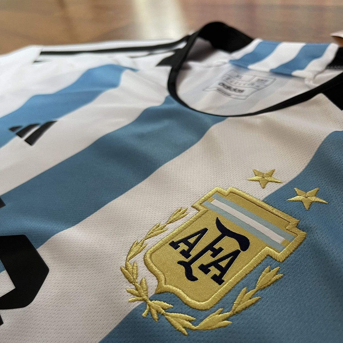 Adidas NWT ARGENTINA ADIDAS 2022 WC FOOTBALL HOME JERSEY #10 MESSI Size US XL / EU 56 / 4 - 5 Thumbnail