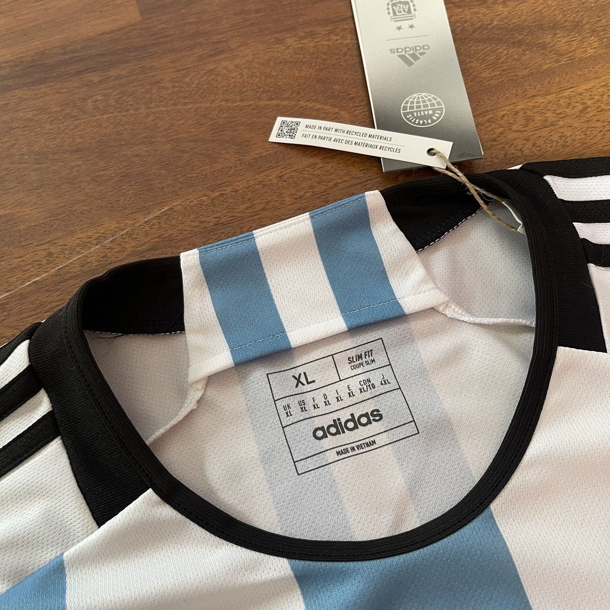 Adidas NWT ARGENTINA ADIDAS 2022 WC FOOTBALL HOME JERSEY #10 MESSI Size US XL / EU 56 / 4 - 7 Thumbnail