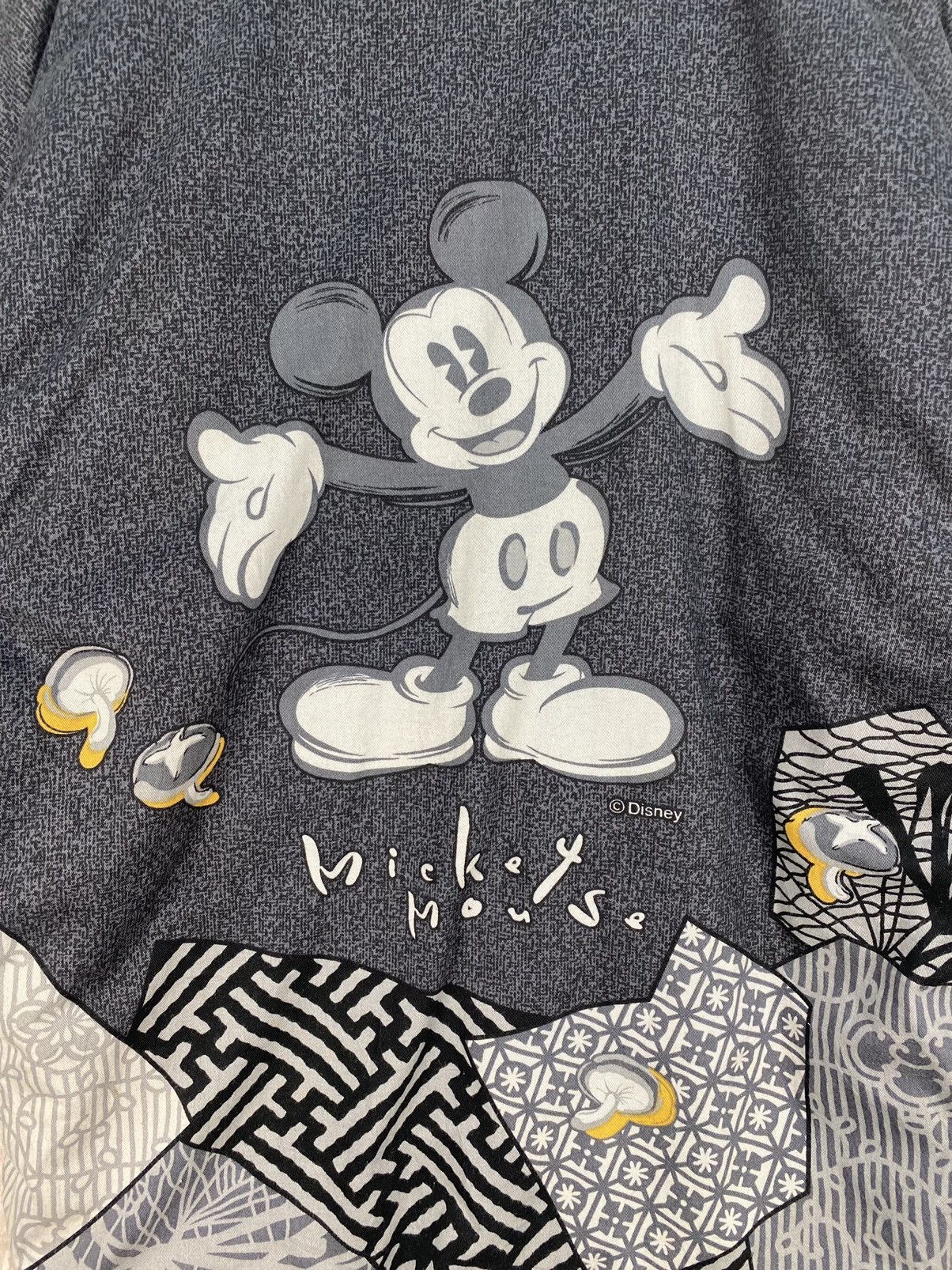 Disney Vintage Mickey Mouse Kimono Size US L / EU 52-54 / 3 - 5 Thumbnail