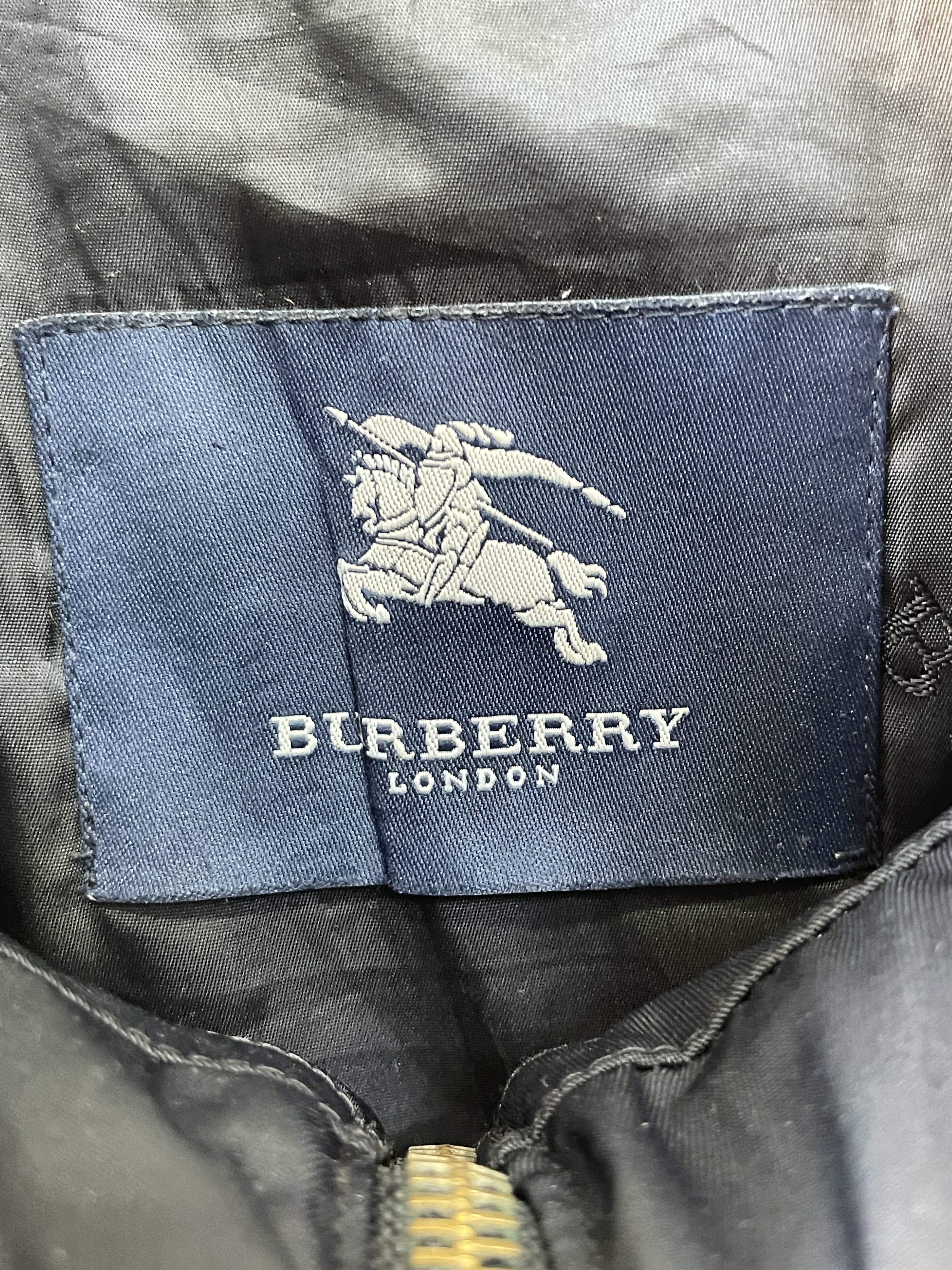Burberry Burberry down jacket parkacoat size L / xl 54it Size US L / EU 52-54 / 3 - 12 Thumbnail