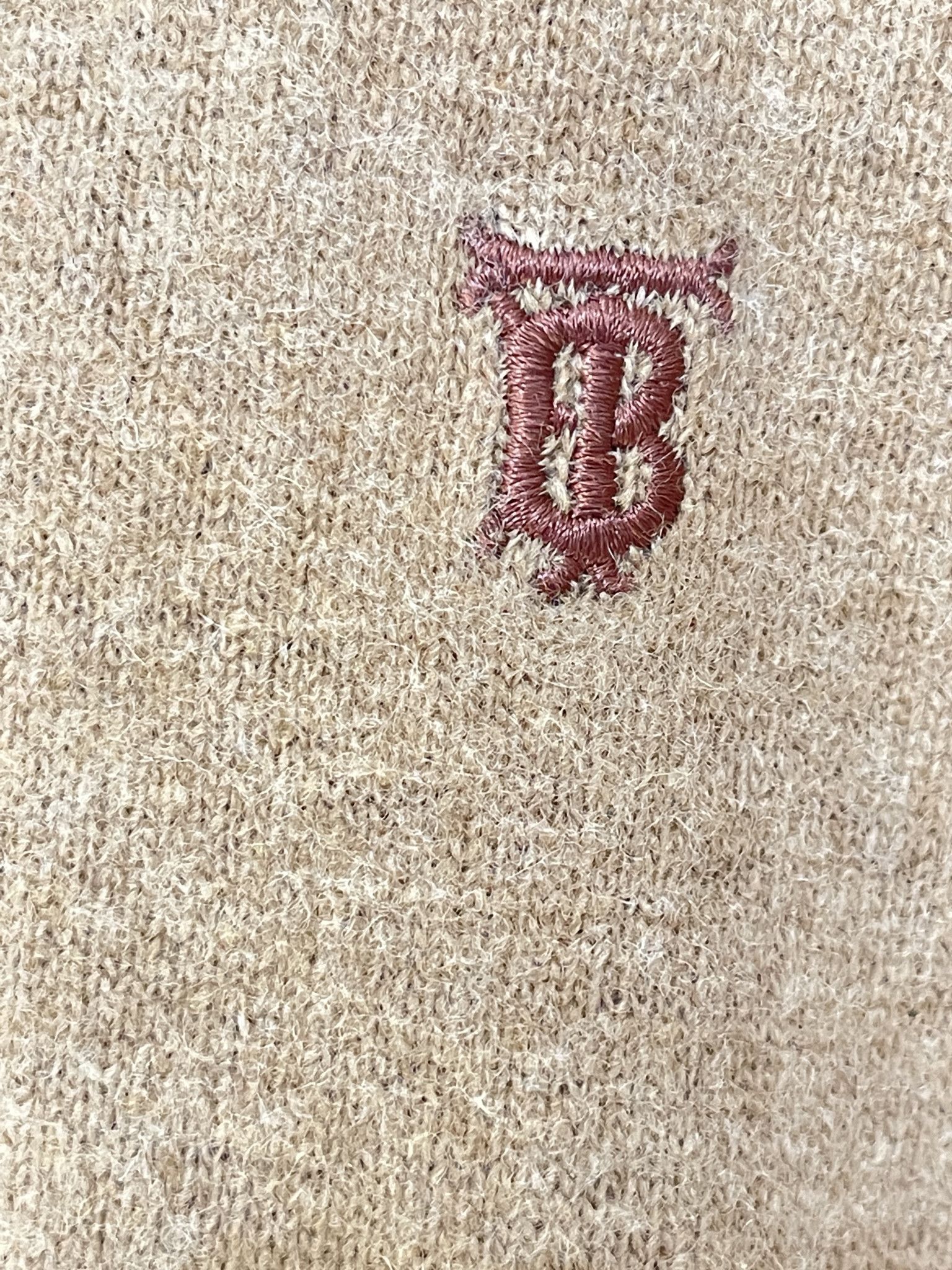 Burberry 🔥 Burberry sweater jumper wool size L camel Size US L / EU 52-54 / 3 - 5 Thumbnail