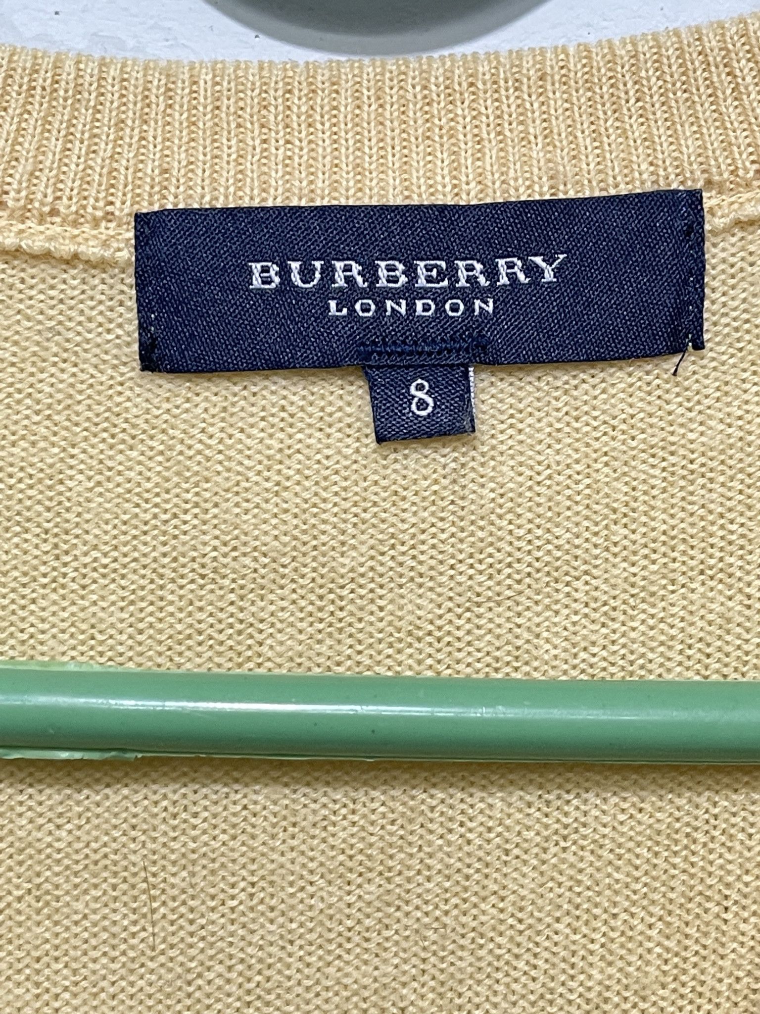 Burberry 🔥vneck cardigan Burberry sweater jumper wool size xl Size US XL / EU 56 / 4 - 6 Thumbnail