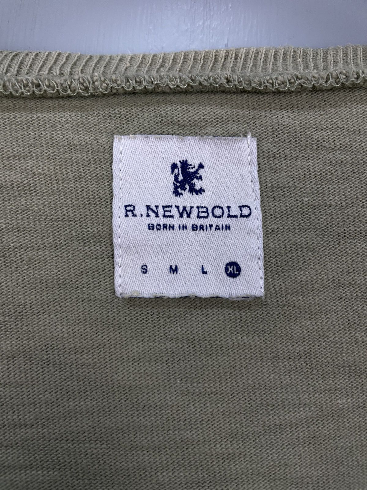R.Newbold R.newbold punk urbain t shirt Size US XL / EU 56 / 4 - 6 Thumbnail