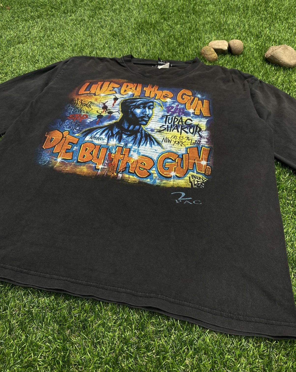 Band Tees Vintage Tupac Shakur 2pac In Memorial Rap Tees T Shirts Size US M / EU 48-50 / 2 - 2 Thumbnail