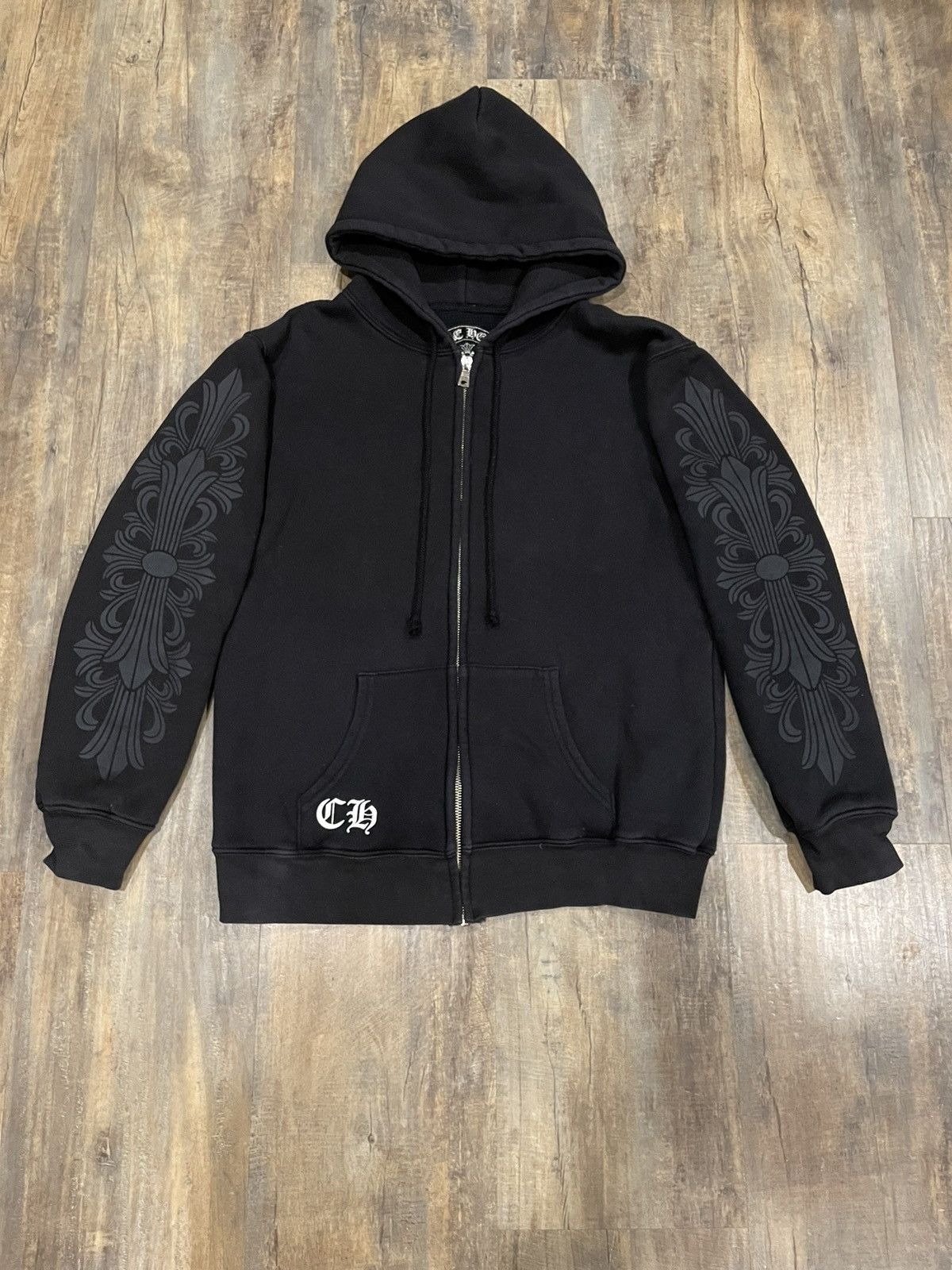 人気[クロムハーツ] Horseshoe Floral Hoodie Black クロムハーツ ブラッククロスジップアップパーカー -SHENGLI