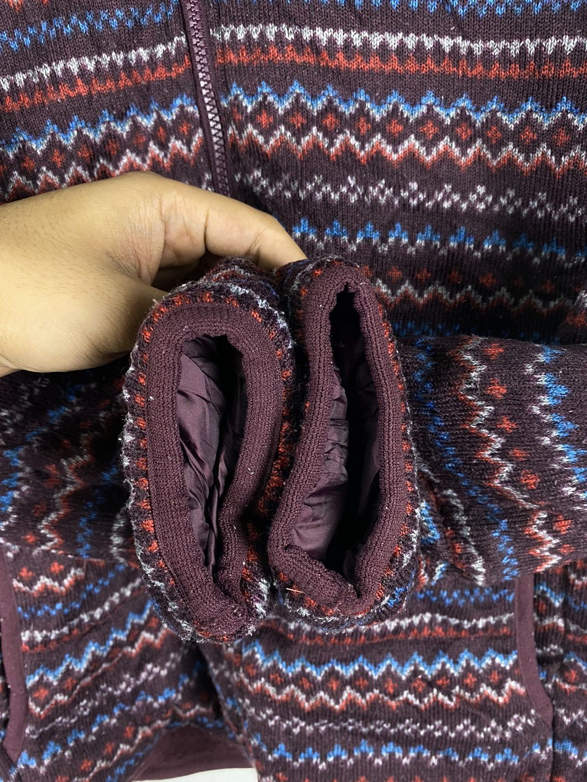 Japanese Brand Need Gone 🔥 Vintage Native Hoodie Zipper Sweater By Uniqlo Size US L / EU 52-54 / 3 - 8 Thumbnail