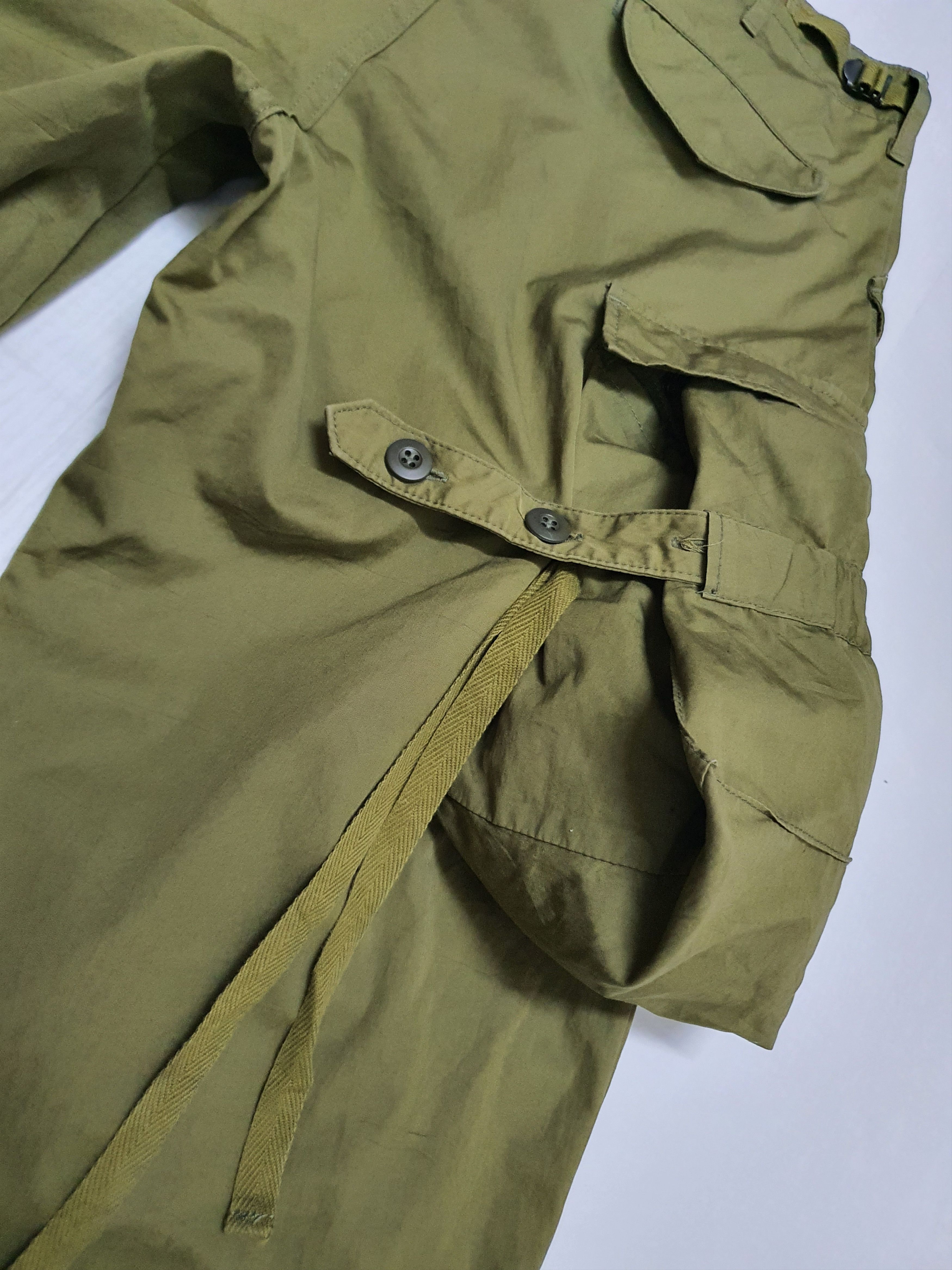 Japanese Brand Waist 31" TALKING ABOUT THE ABSTRACTION Green Cargo Pants. Size US 31 - 8 Thumbnail