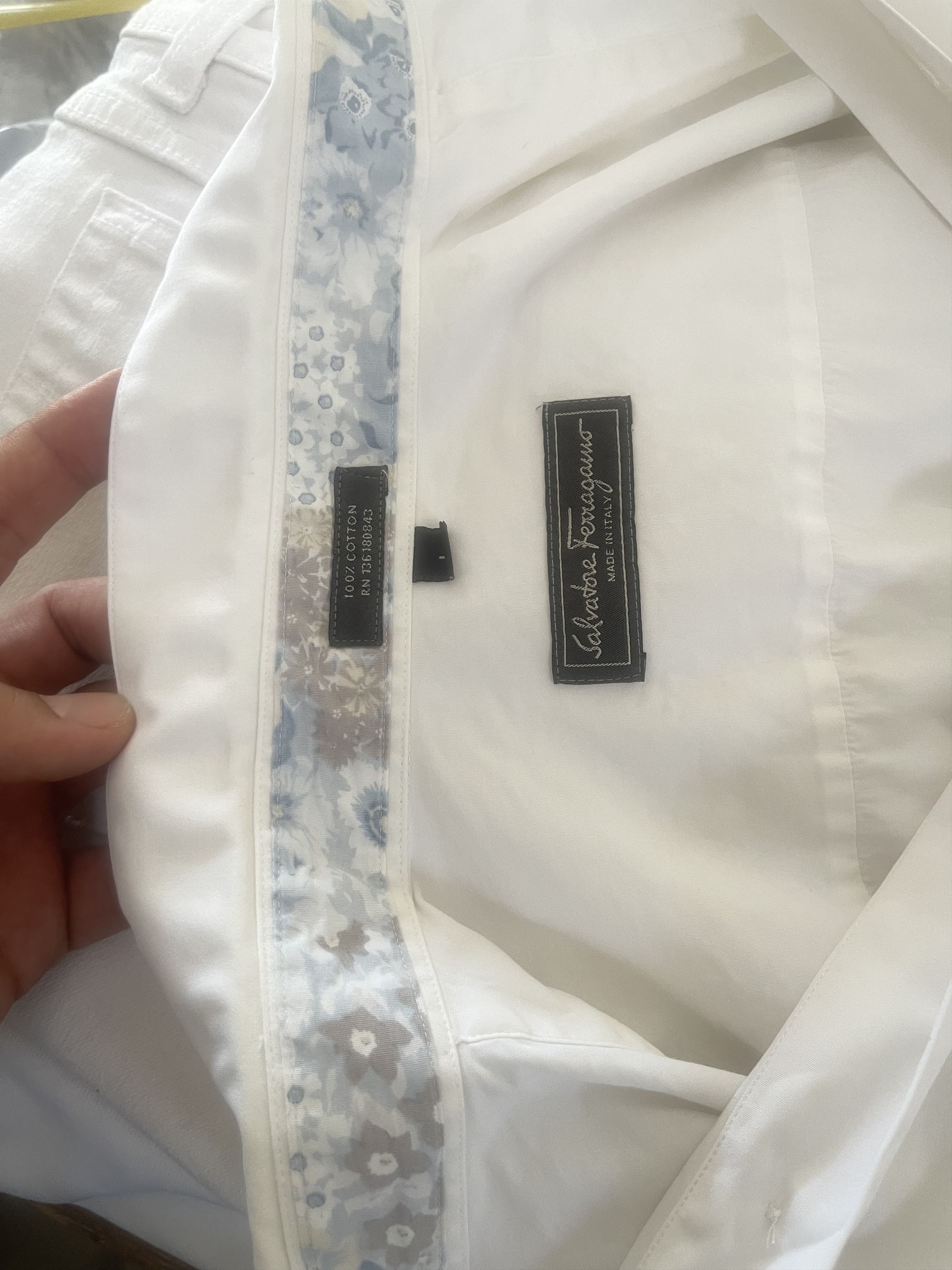 Salvatore Ferragamo 🔥 Salvatore Ferragamo slim white shirt size M Size US M / EU 48-50 / 2 - 6 Thumbnail